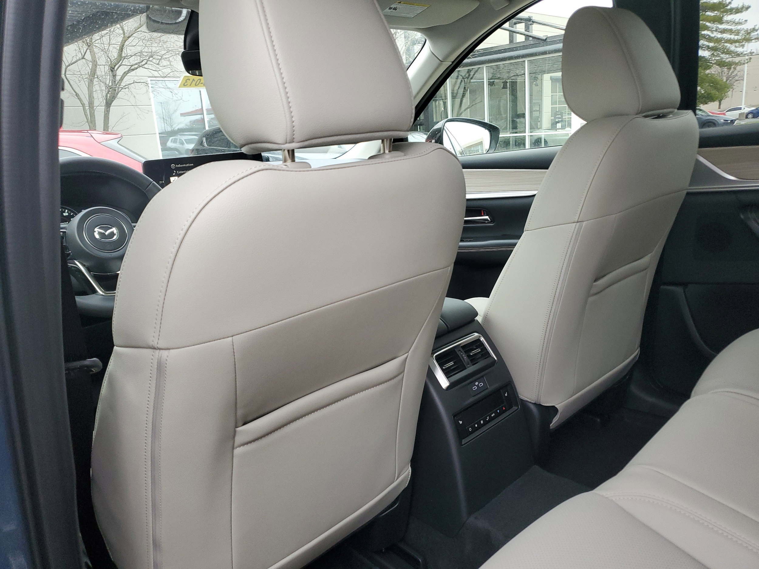2026 Mazda CX-70 Preferred Package - Photo 10