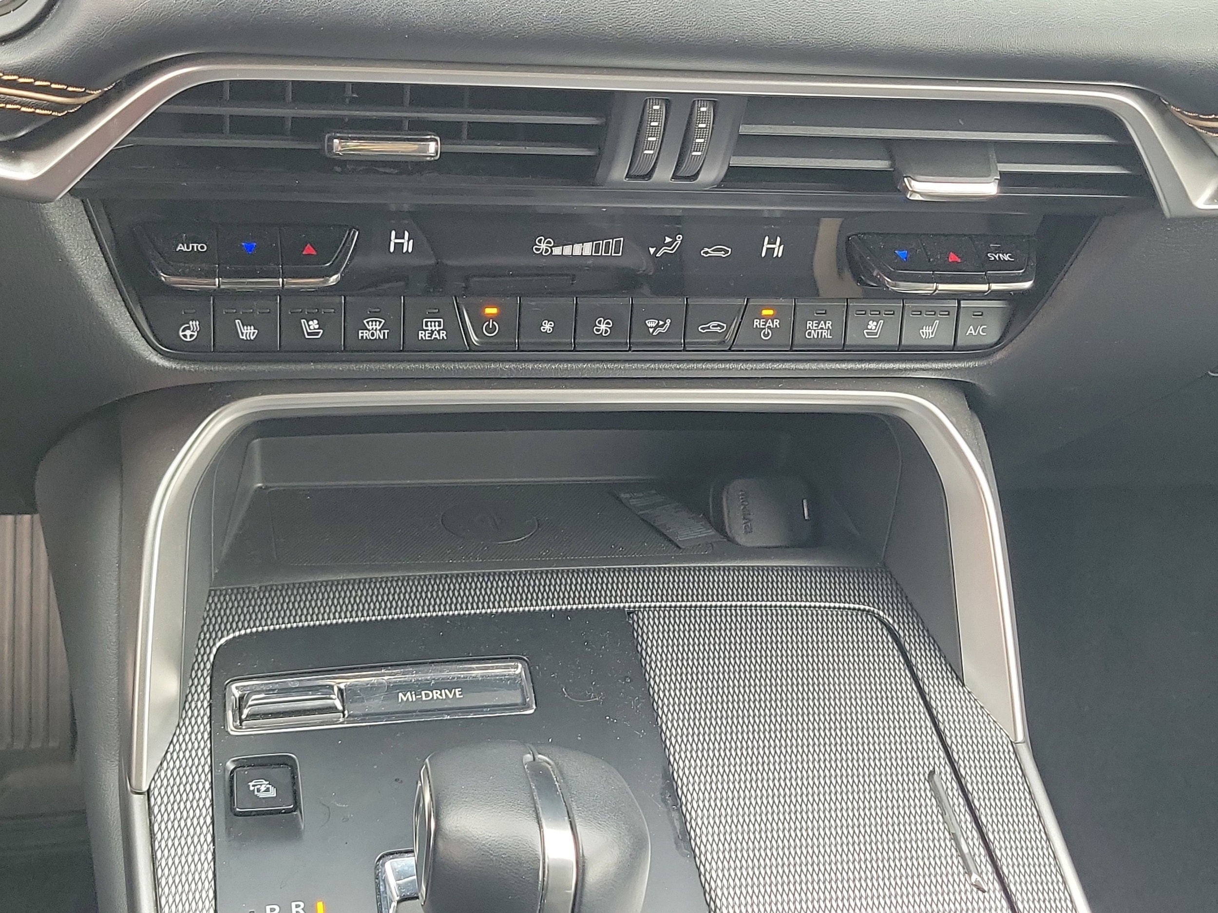 2025 Mazda CX-70 Premium Plus Package - Photo 26