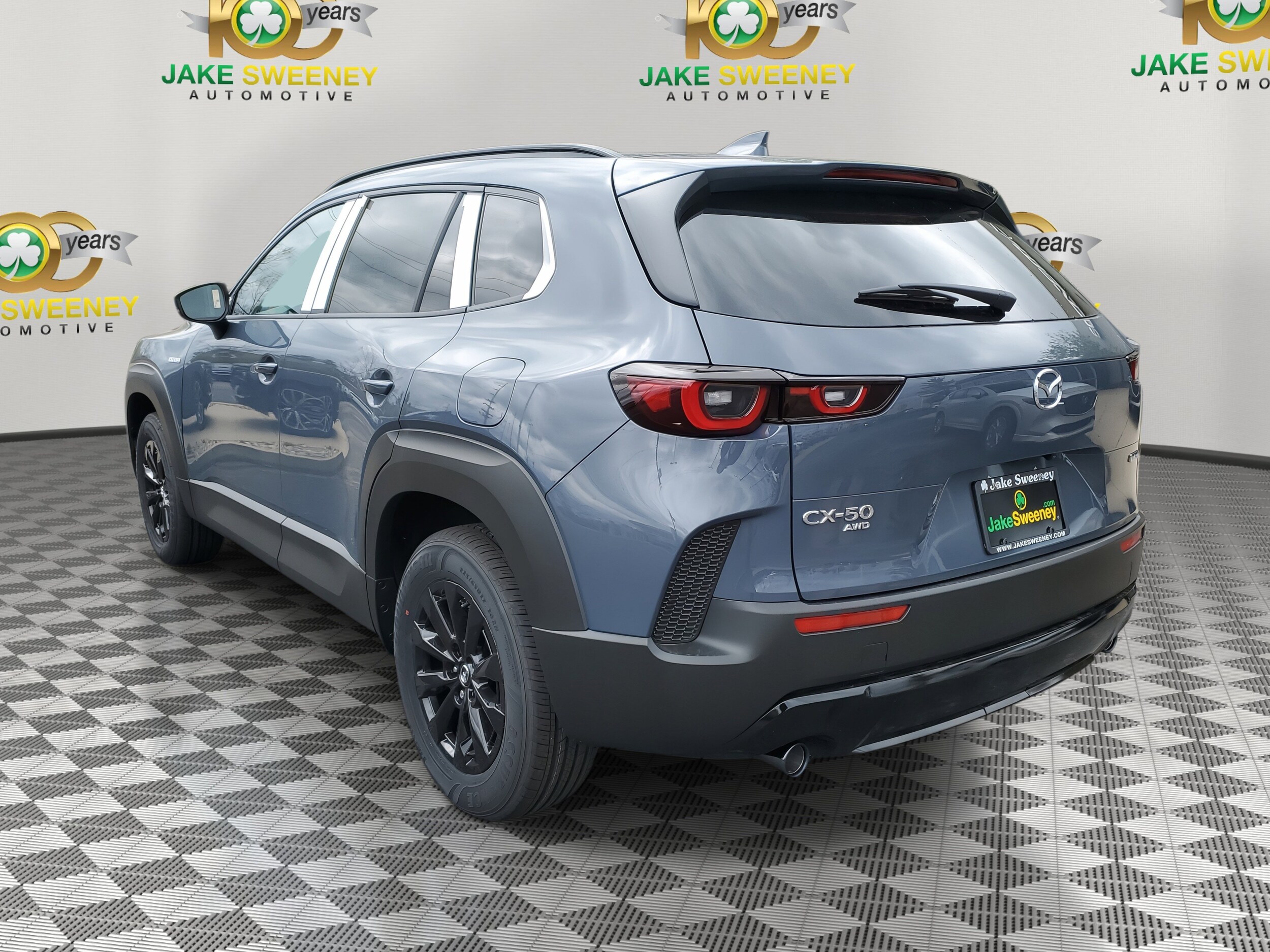 2025 Mazda CX-50 Premium photo 3