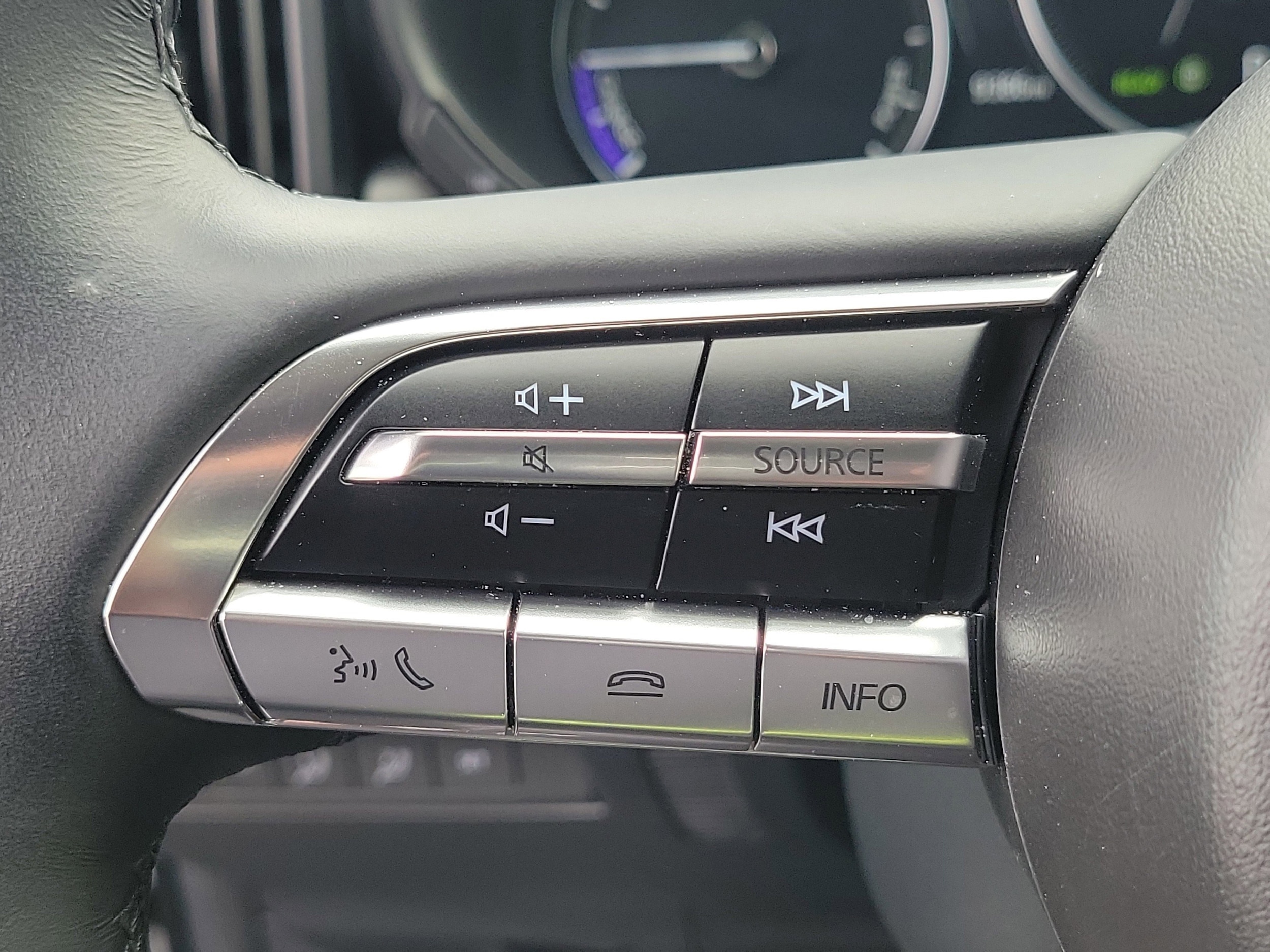 2025 Mazda CX-50 Premium - Photo 22