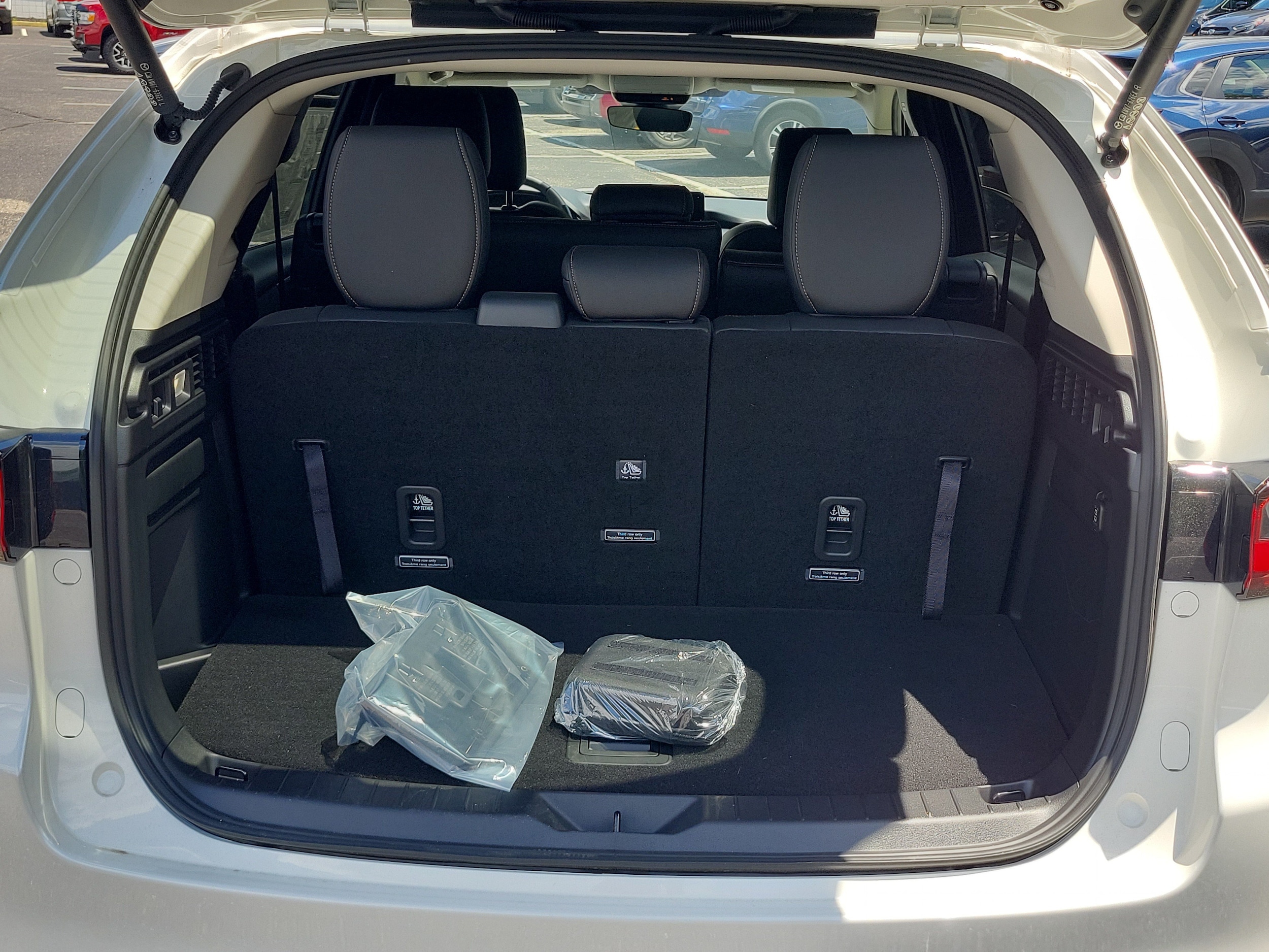 2026 Mazda CX-90 Select Package - Photo 8