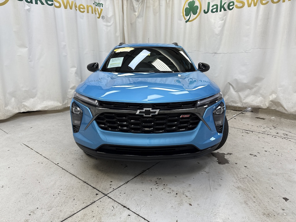 Used 2025 Chevrolet Trax 2RS SUV