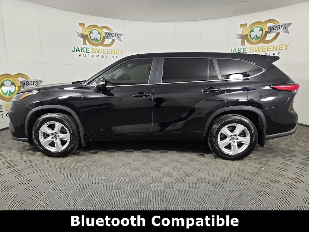 Used 2023 Toyota Highlander L SUV