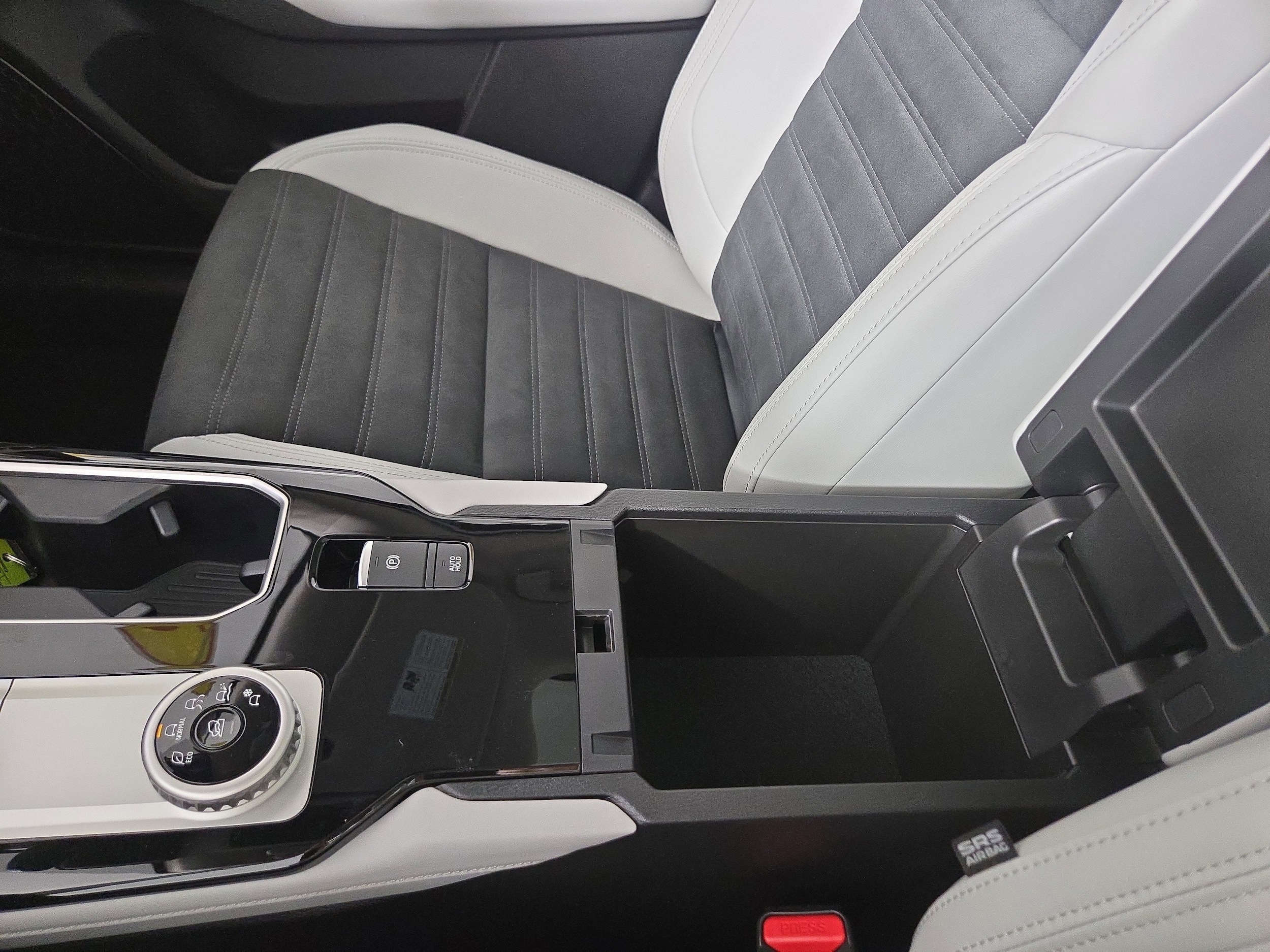 2026 Mitsubishi Outlander SE - Photo 33