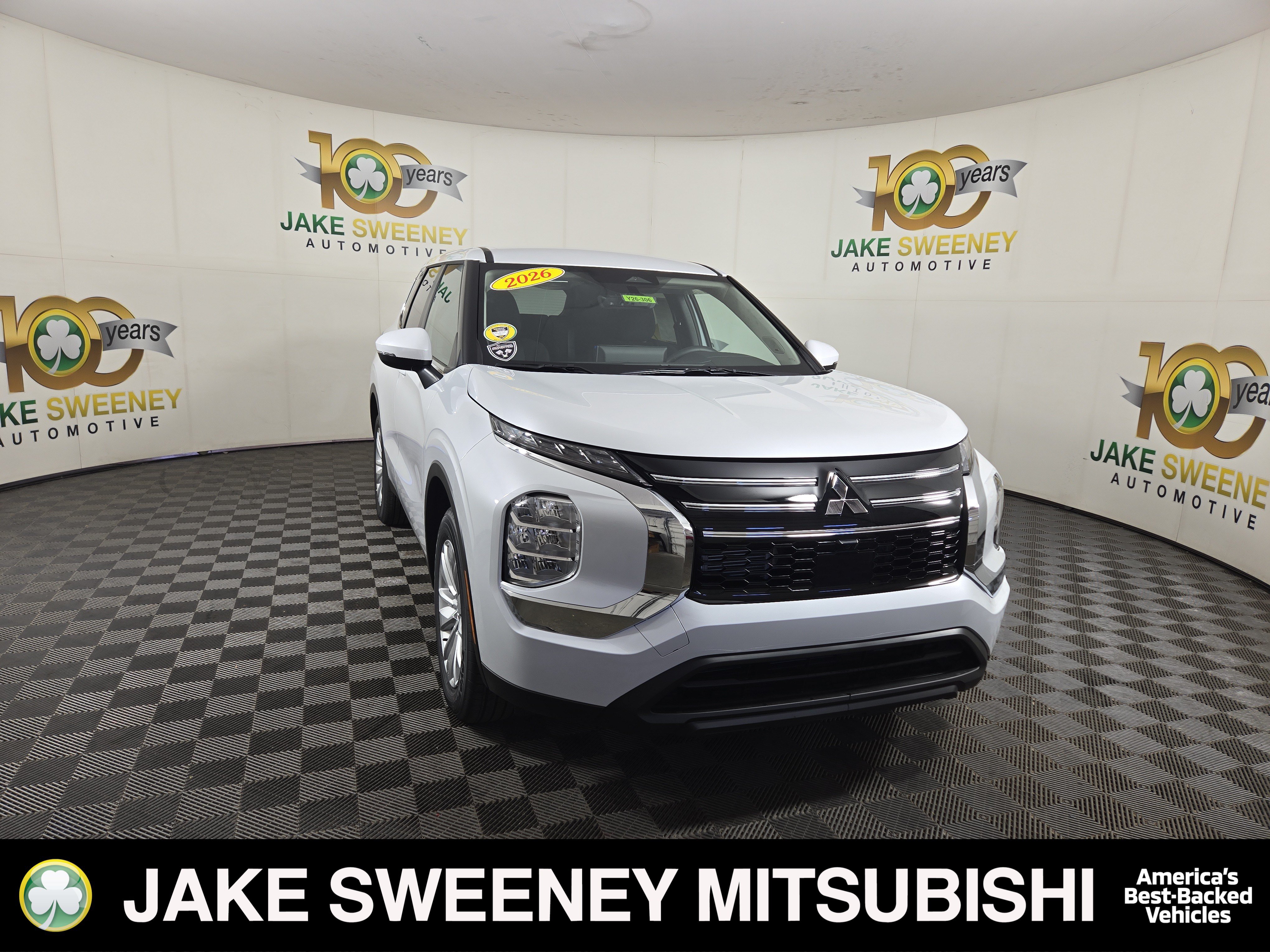 2026 Mitsubishi Outlander ES