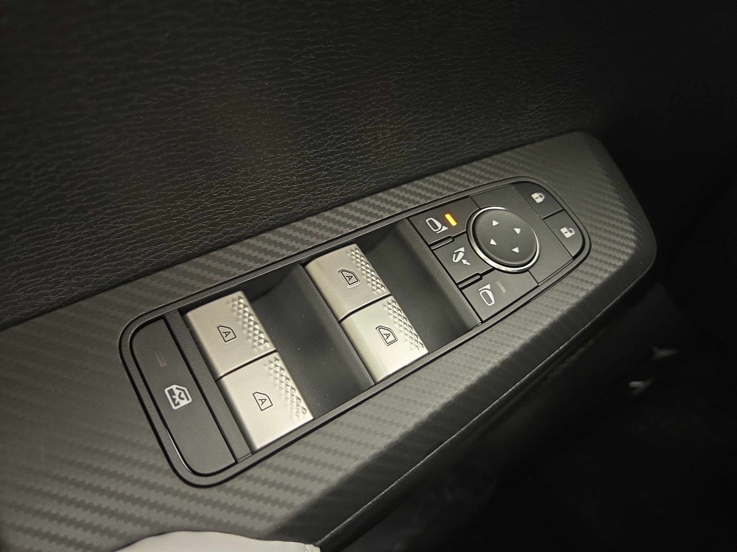 2026 Mitsubishi Outlander SE - Photo 29