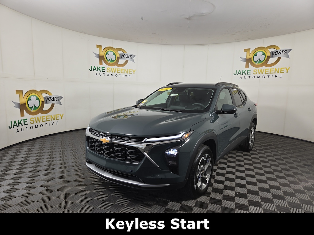Used 2026 Chevrolet Trax LT SUV