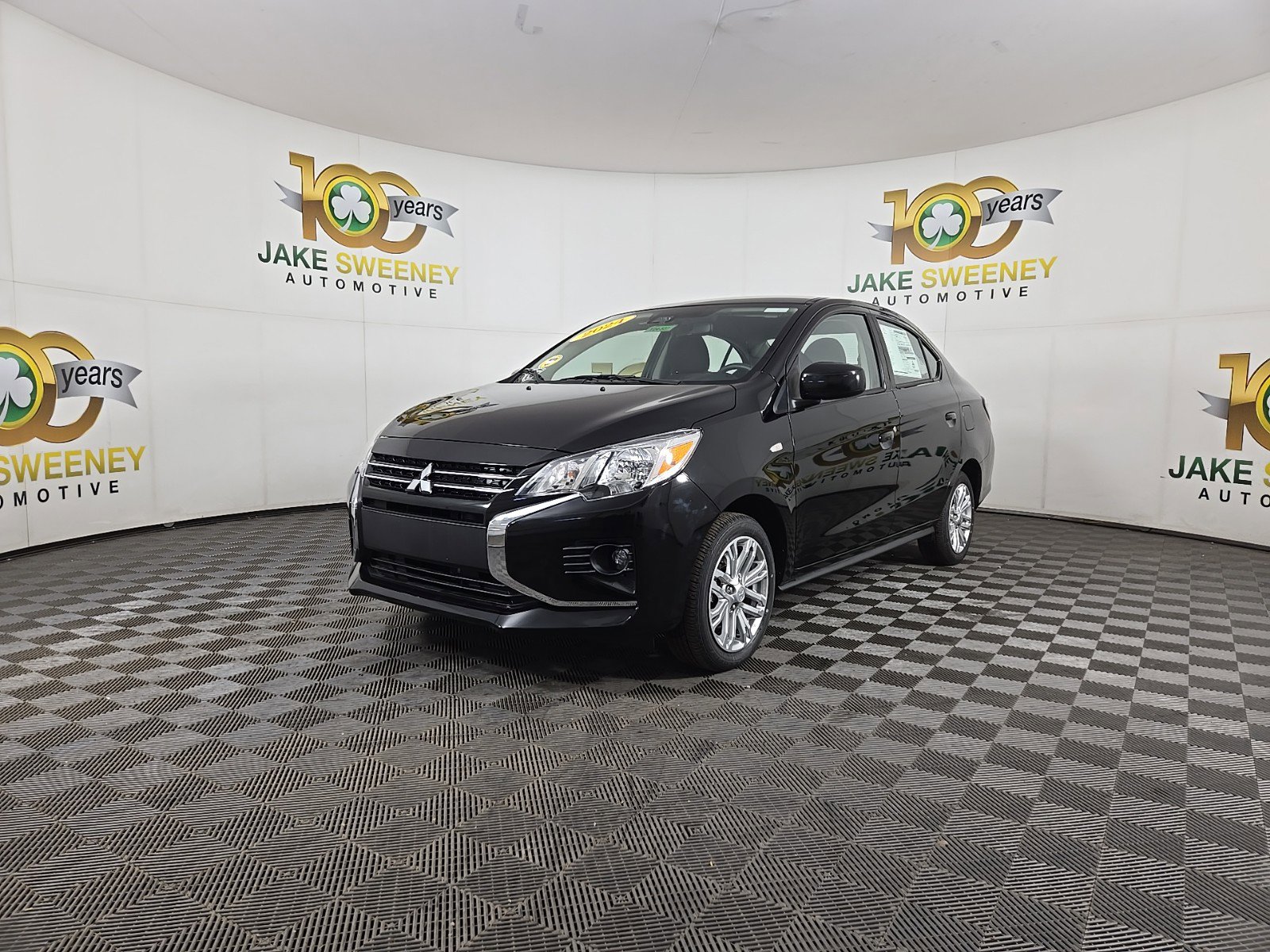 2024 Mitsubishi Mirage G4 LE photo 3