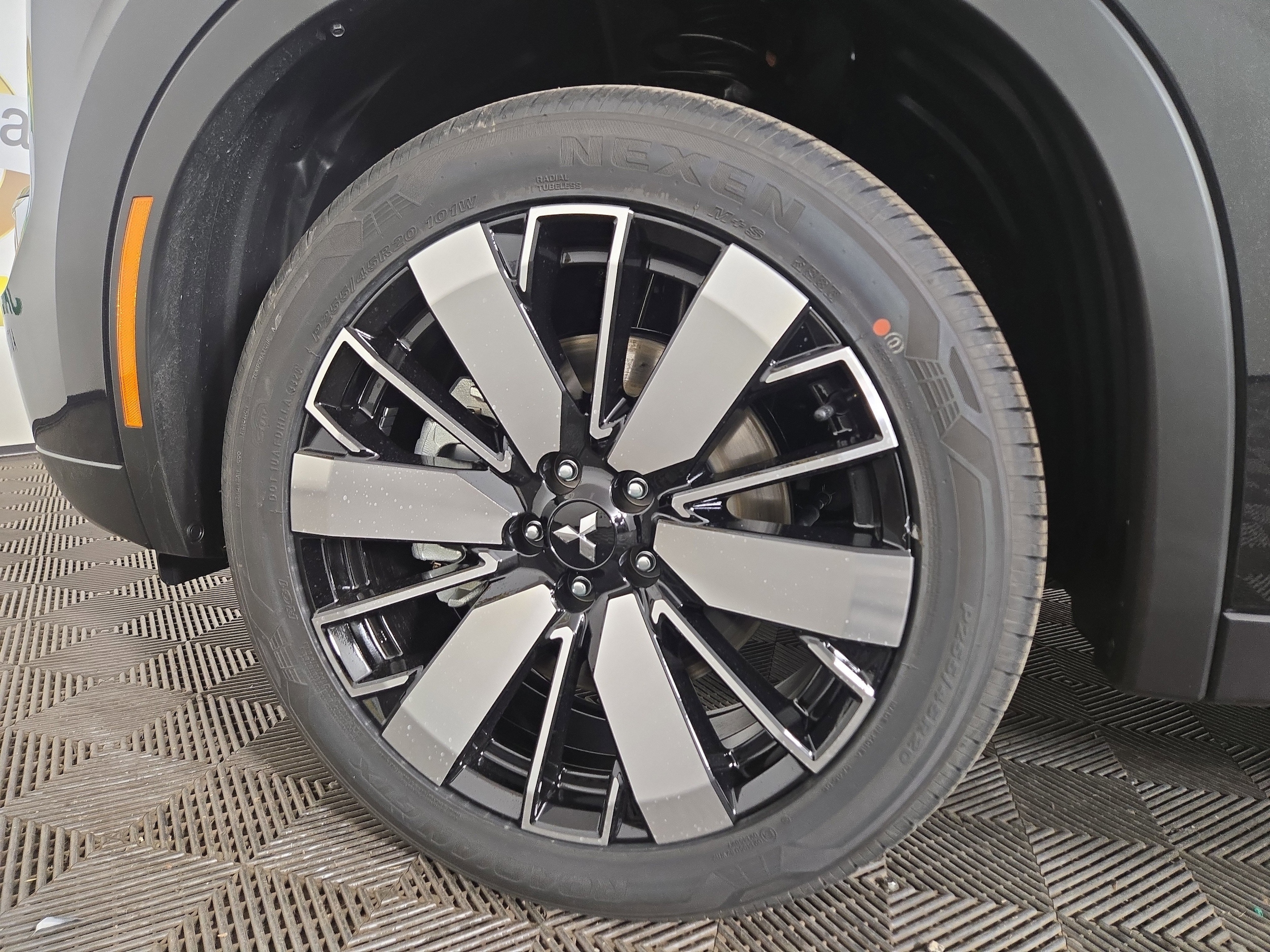 2026 Mitsubishi Outlander SE - Photo 36