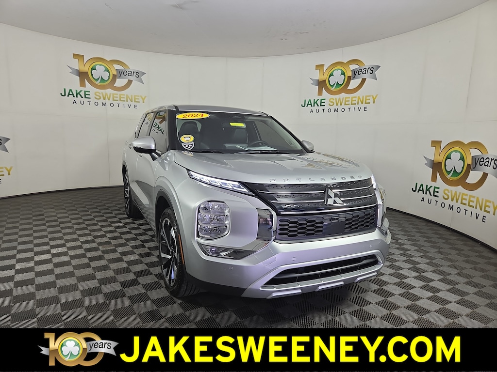 Used 2024 Mitsubishi Outlander SE SUV