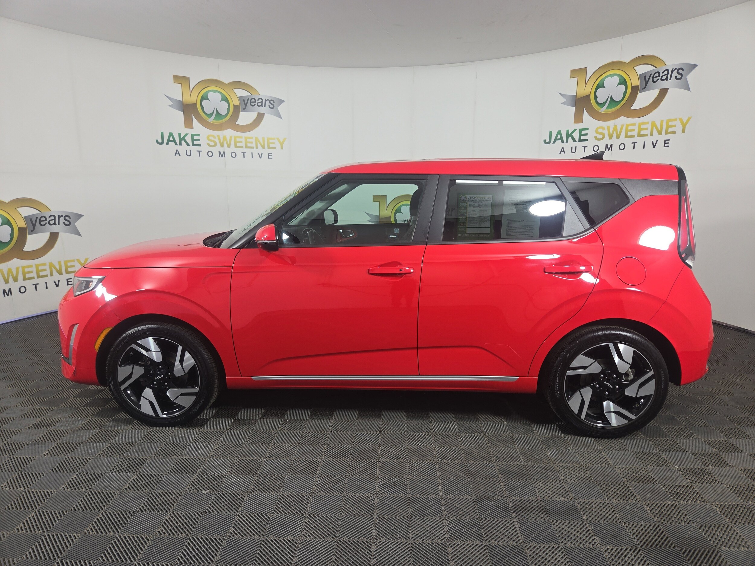 2024 Kia Soul GT-Line photo 4