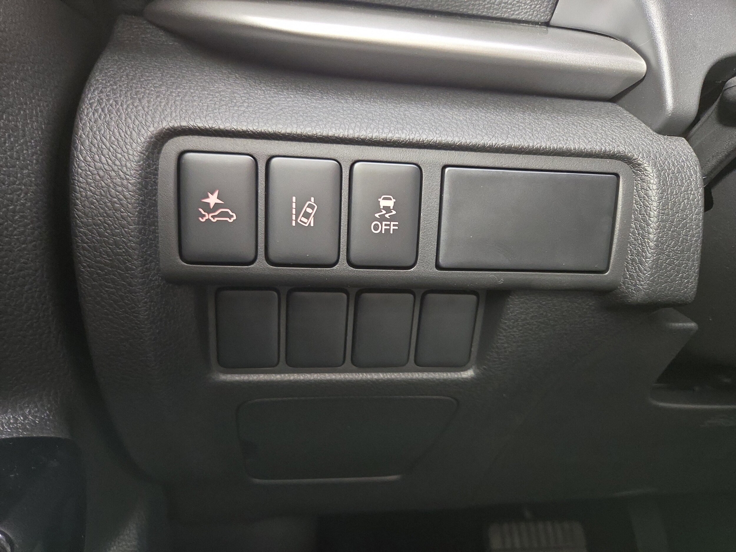 2026 Mitsubishi Eclipse Cross LE - Photo 25