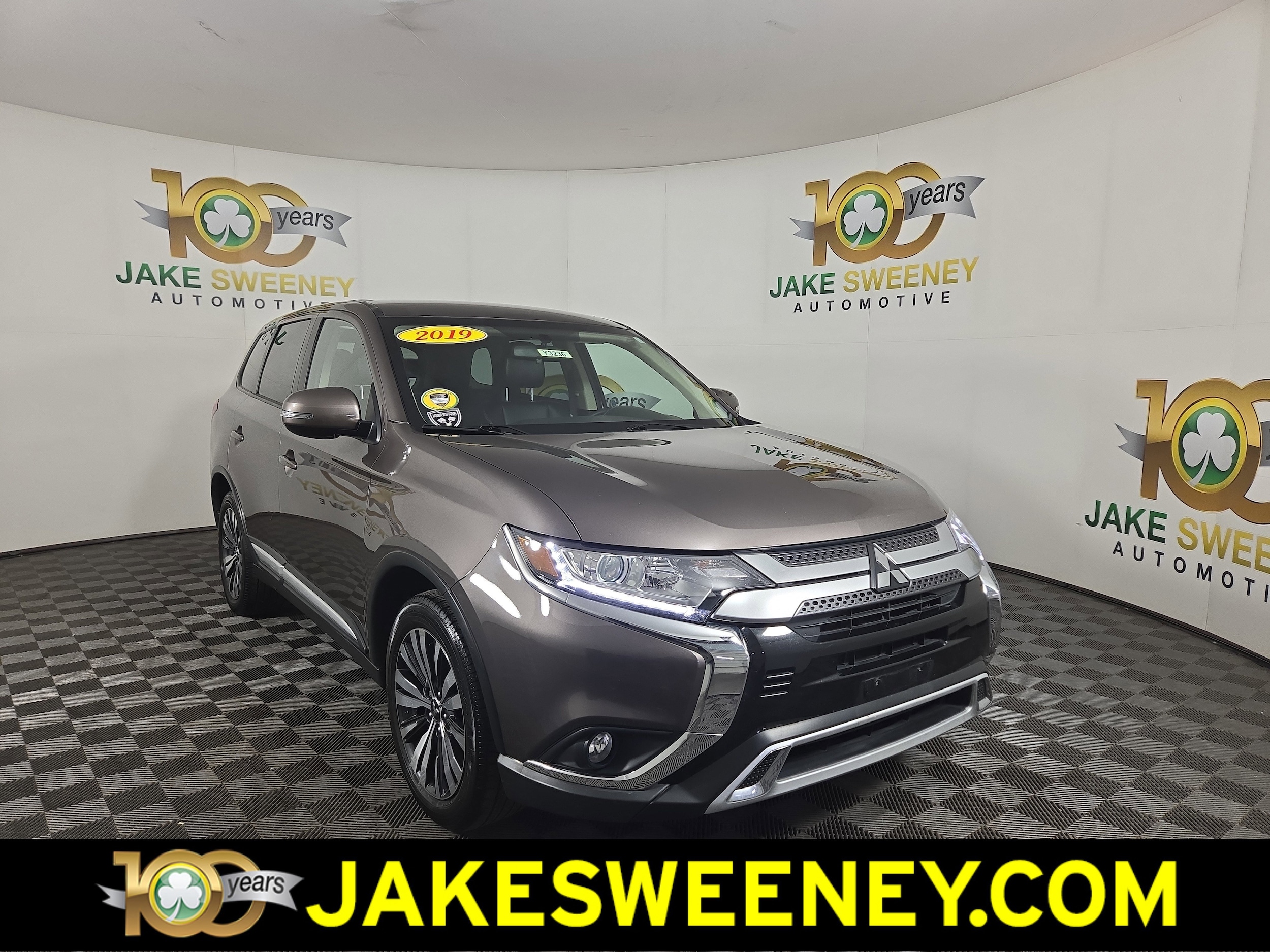 2019 Mitsubishi Outlander SE's photo