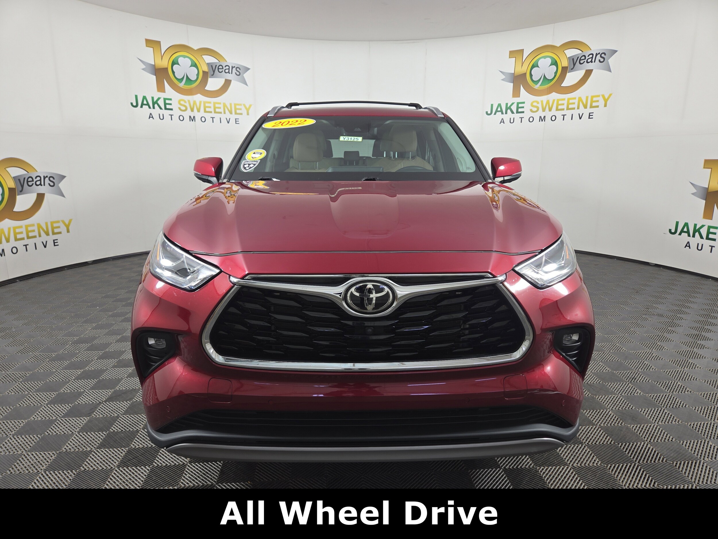 2022 Toyota Highlander Platinum photo 2