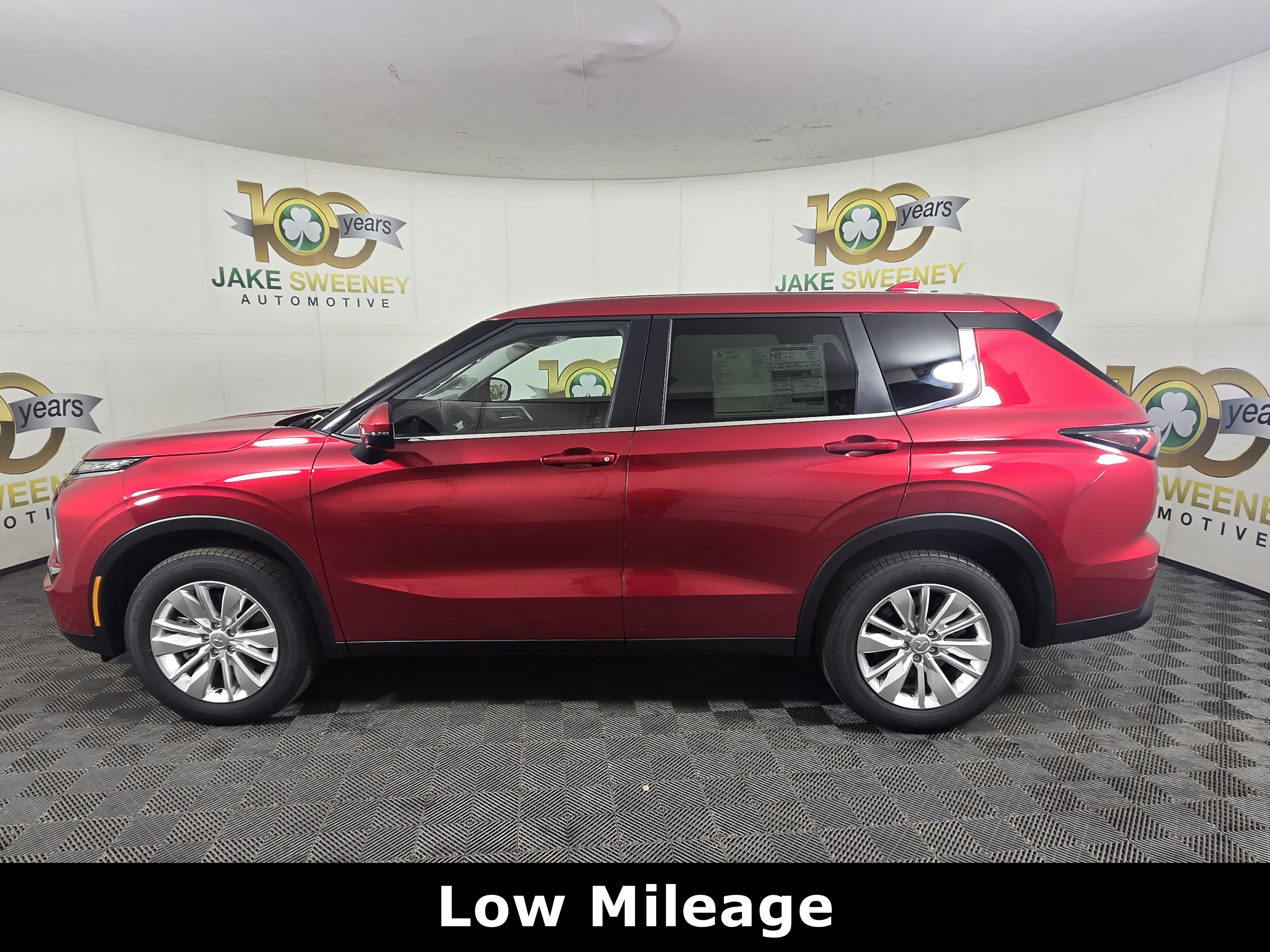 New 2026 Mitsubishi Outlander ES SUV