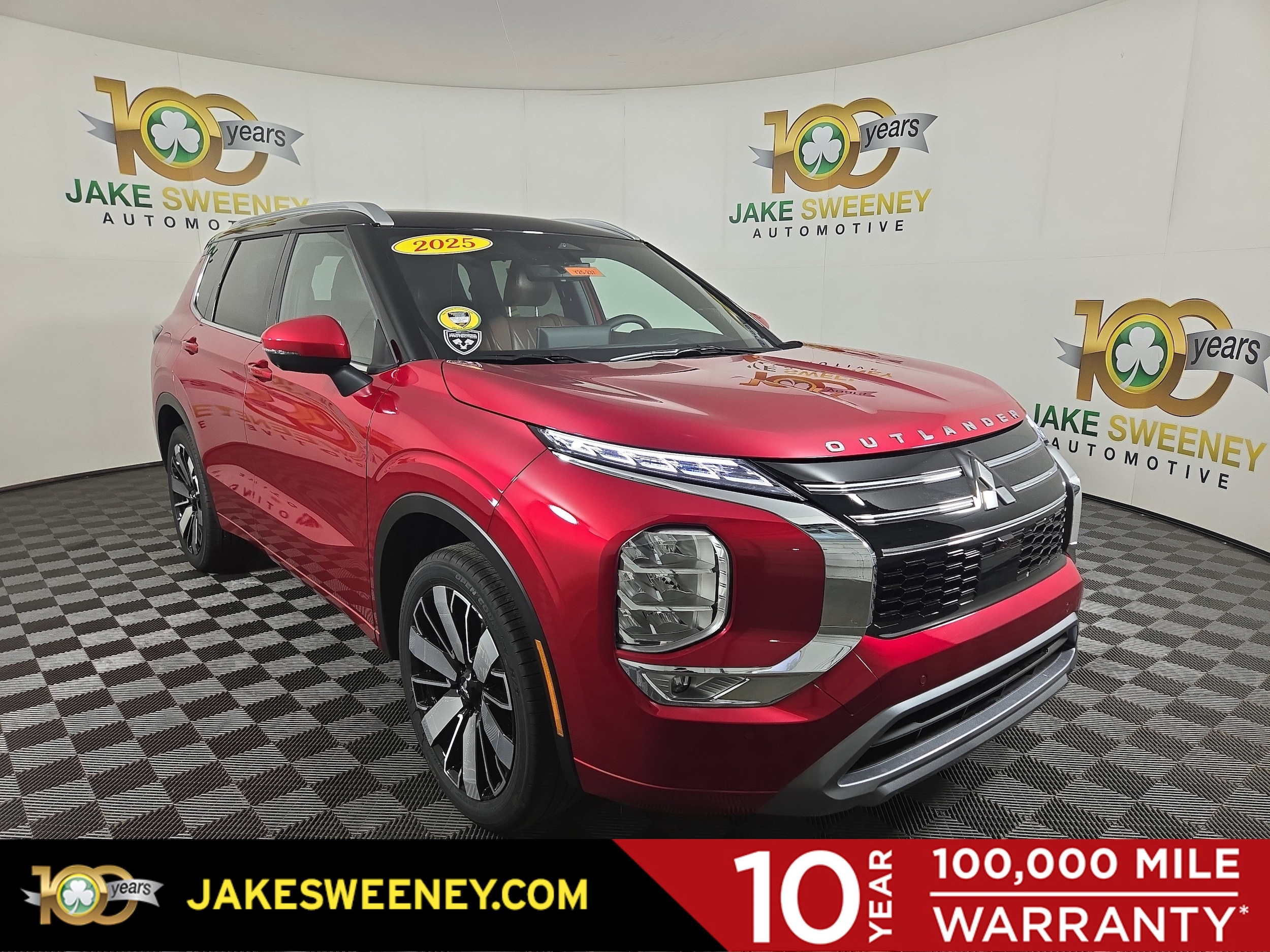 2025 Mitsubishi Outlander SEL's photo