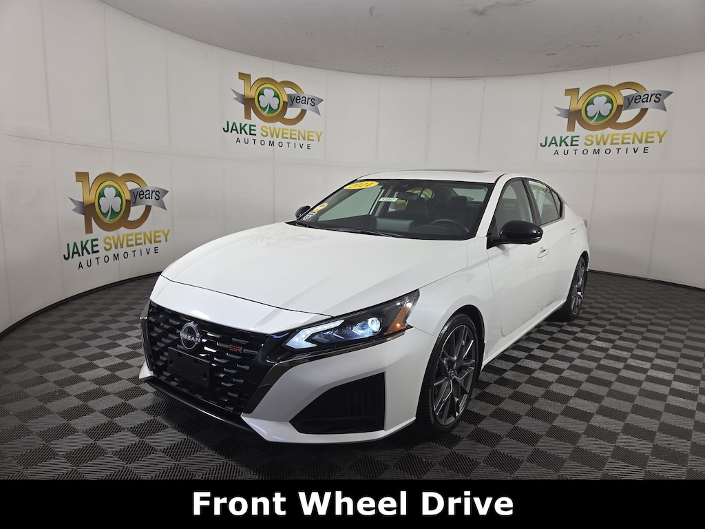 Used 2024 Nissan Altima 2.0 SR Sedan