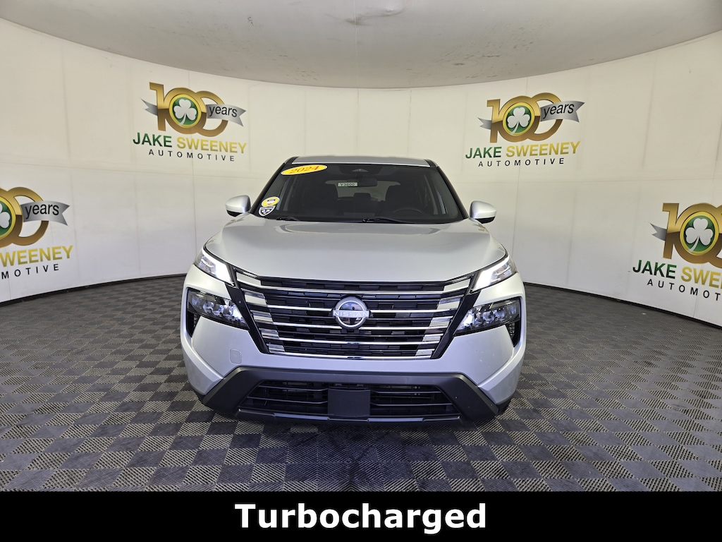 Used 2024 Nissan Rogue SV SUV
