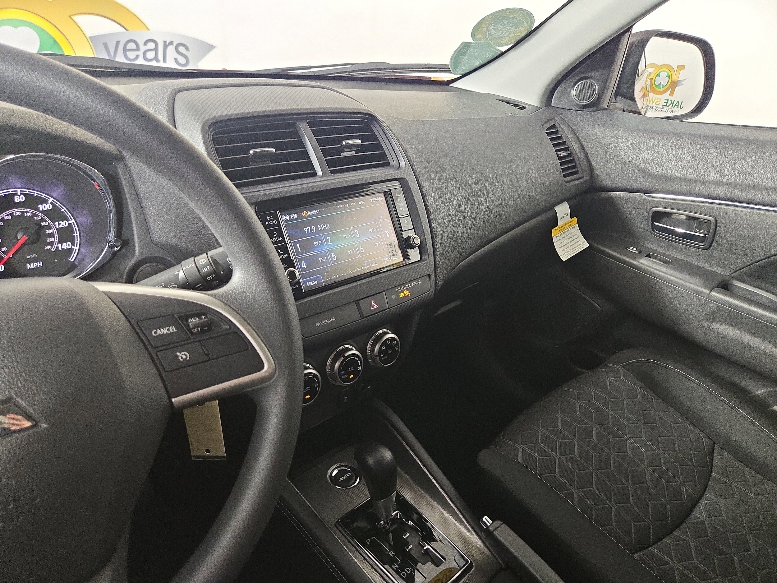 2025 Mitsubishi Outlander Sport ES - Photo 24