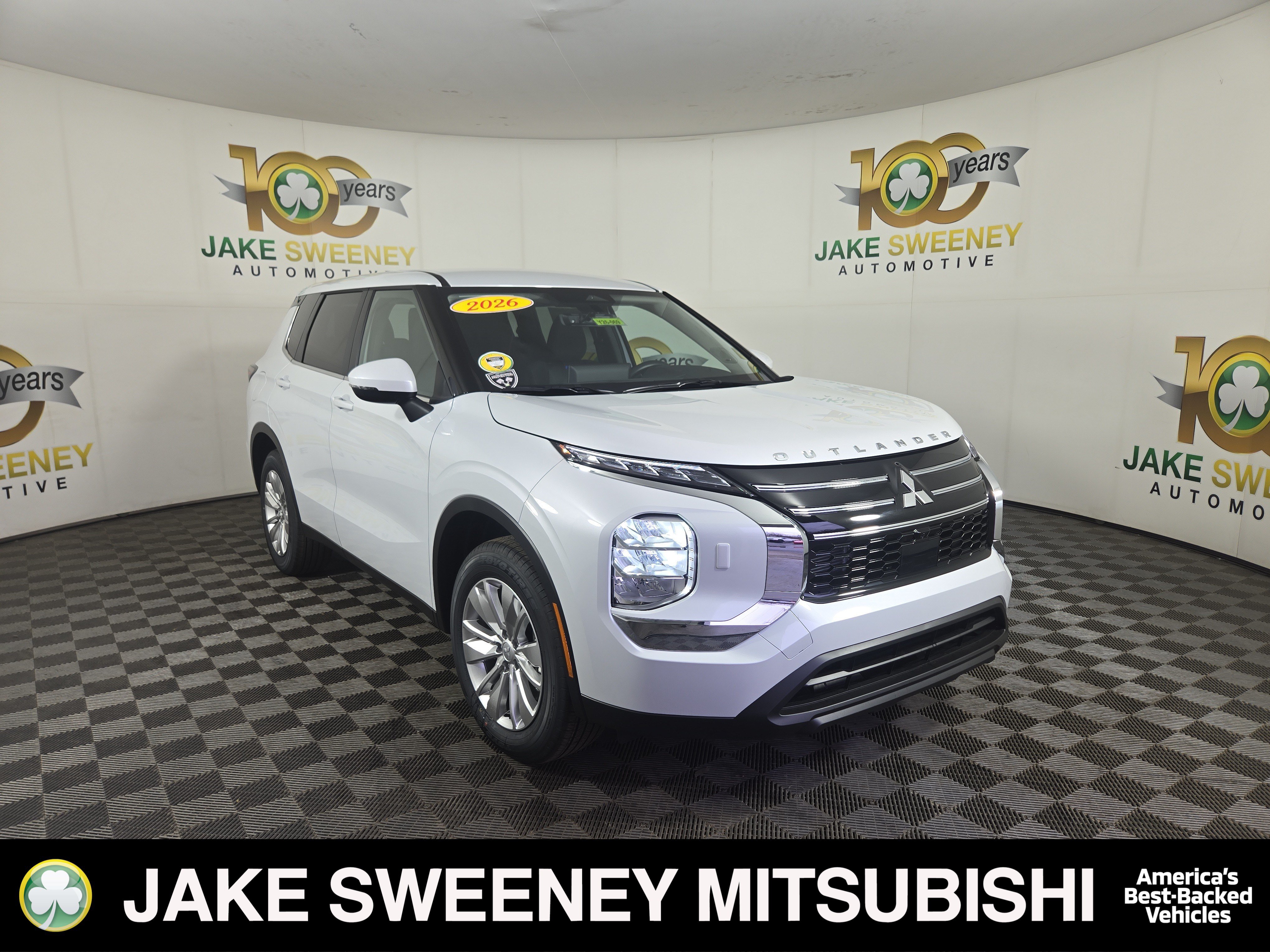 2026 Mitsubishi Outlander ES