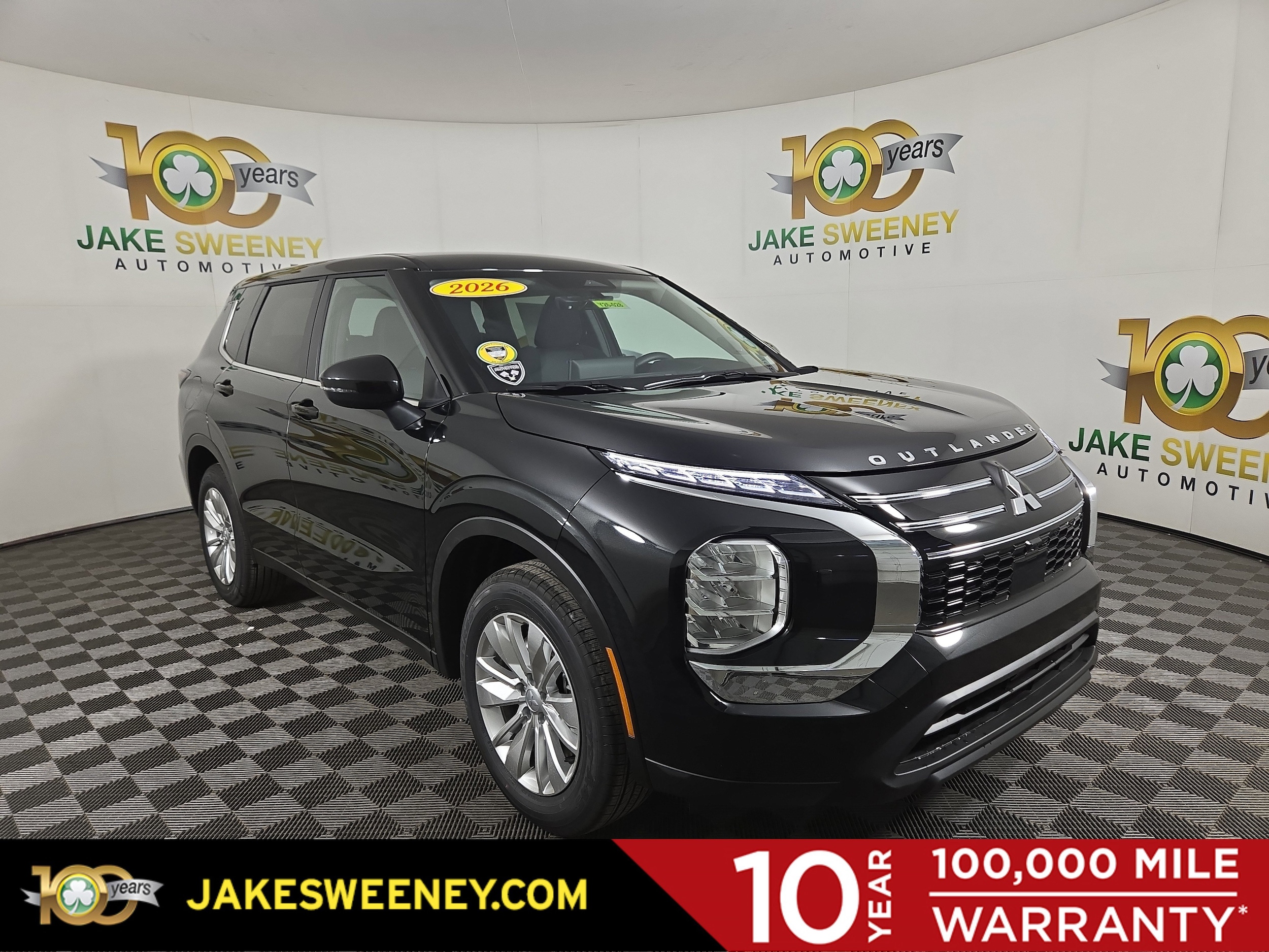 2026 Mitsubishi Outlander ES's photo