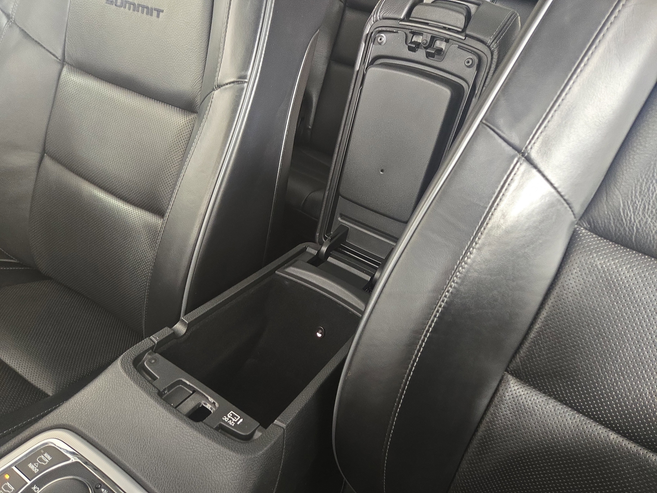 2021 Jeep Grand Cherokee Summit - Photo 21