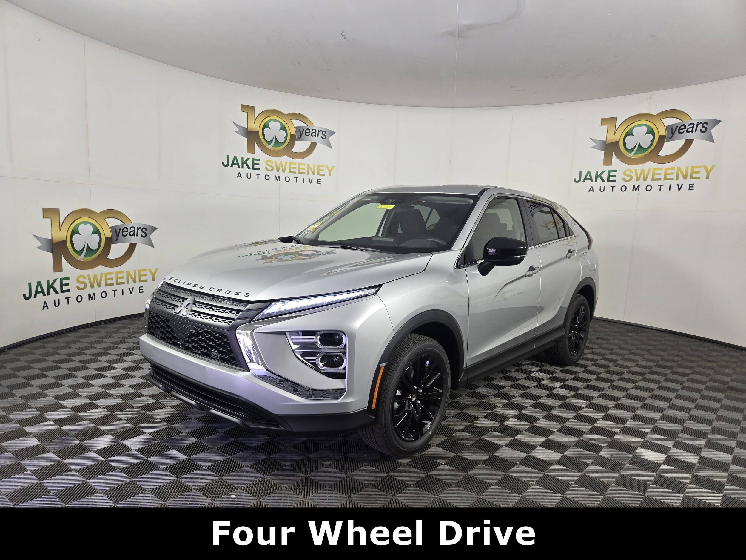 2026 Mitsubishi Eclipse Cross LE photo 3