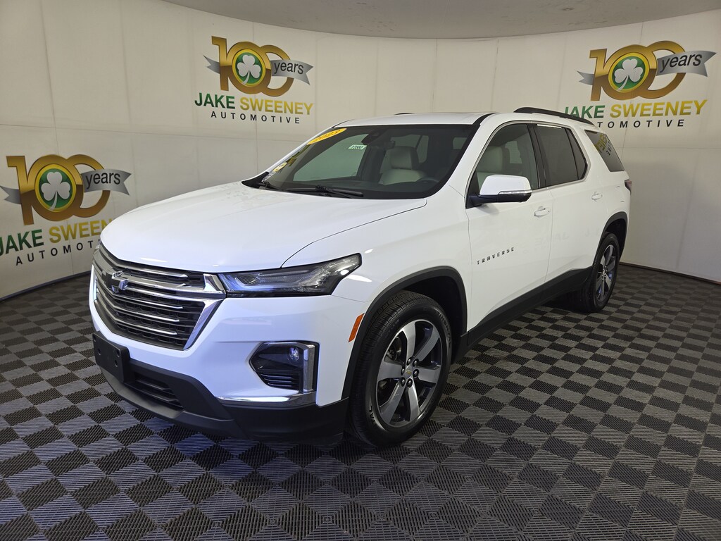 Used 2023 Chevrolet Traverse LT Leather SUV