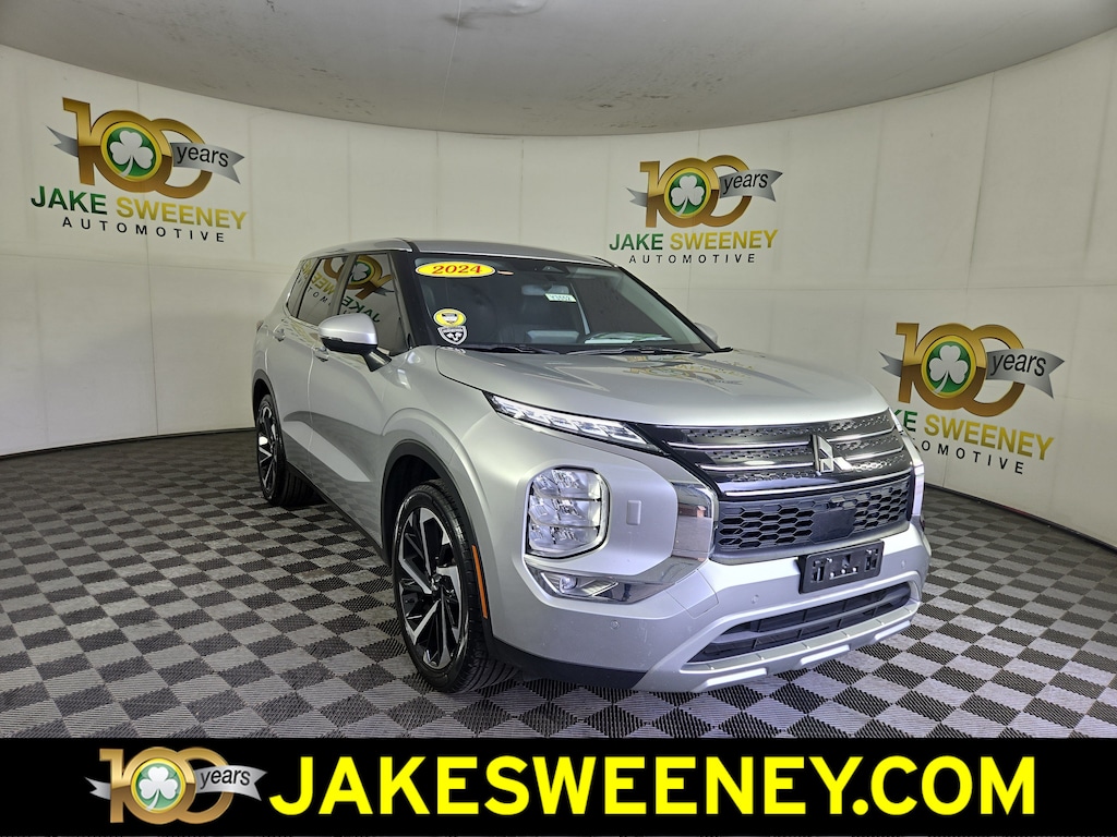 Used 2024 Mitsubishi Outlander SE Black Edition SUV