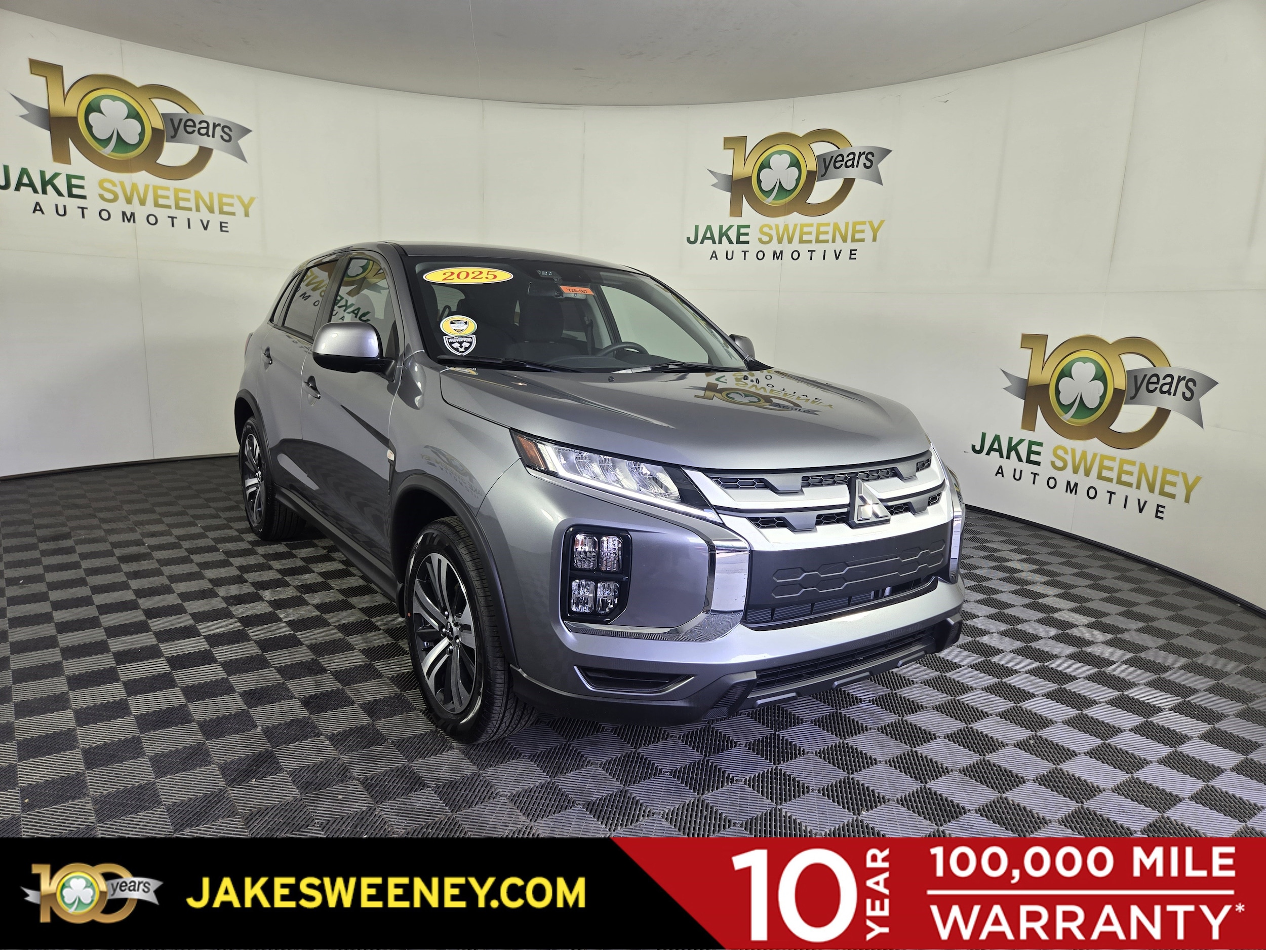 2025 Mitsubishi Outlander Sport ES's photo