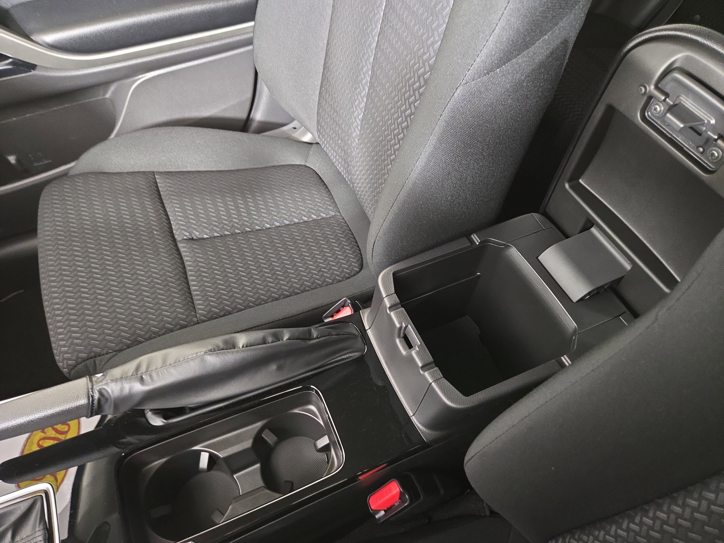 2026 Mitsubishi Eclipse Cross LE - Photo 30