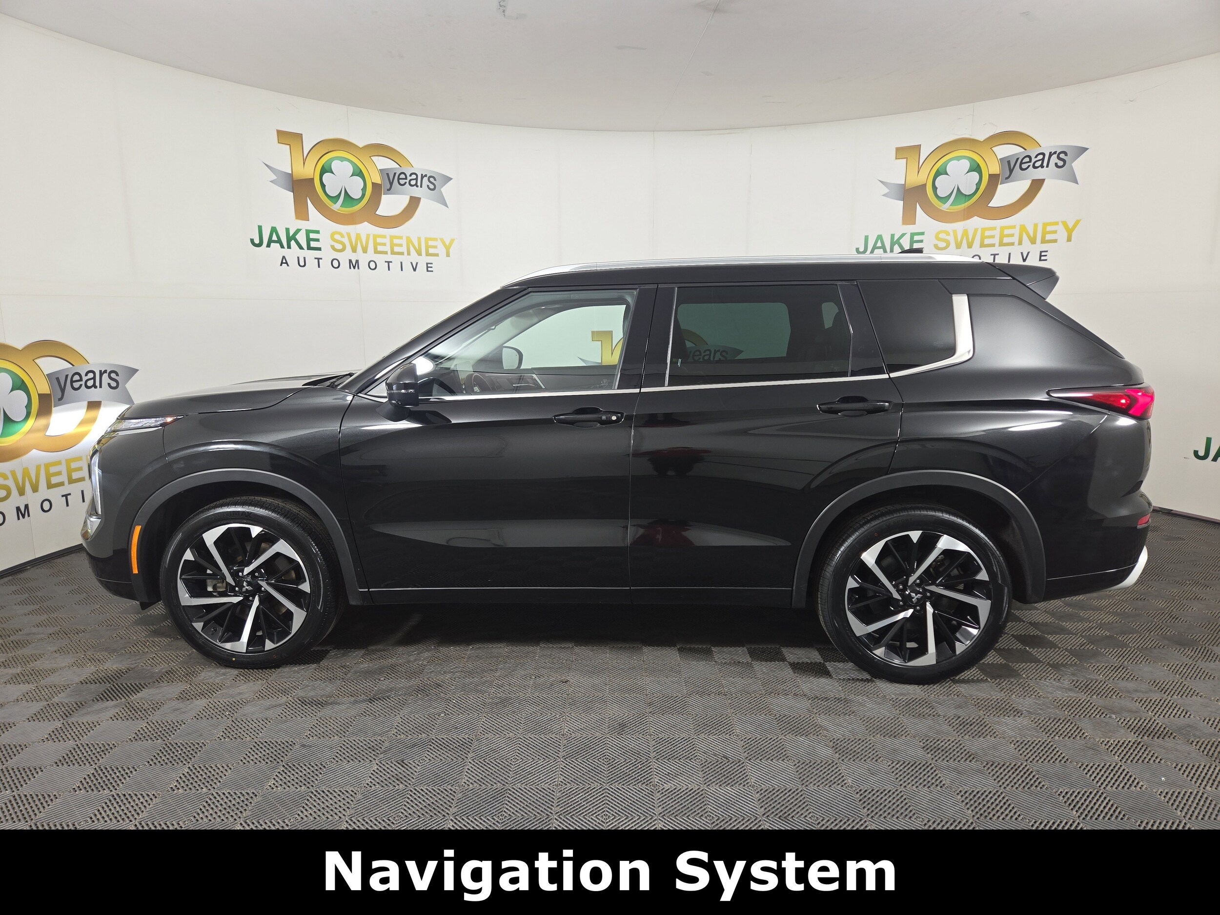 2022 Mitsubishi Outlander SEL photo 4