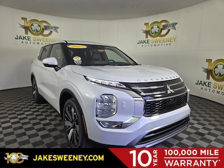 2025 Mitsubishi Outlander SE SUV