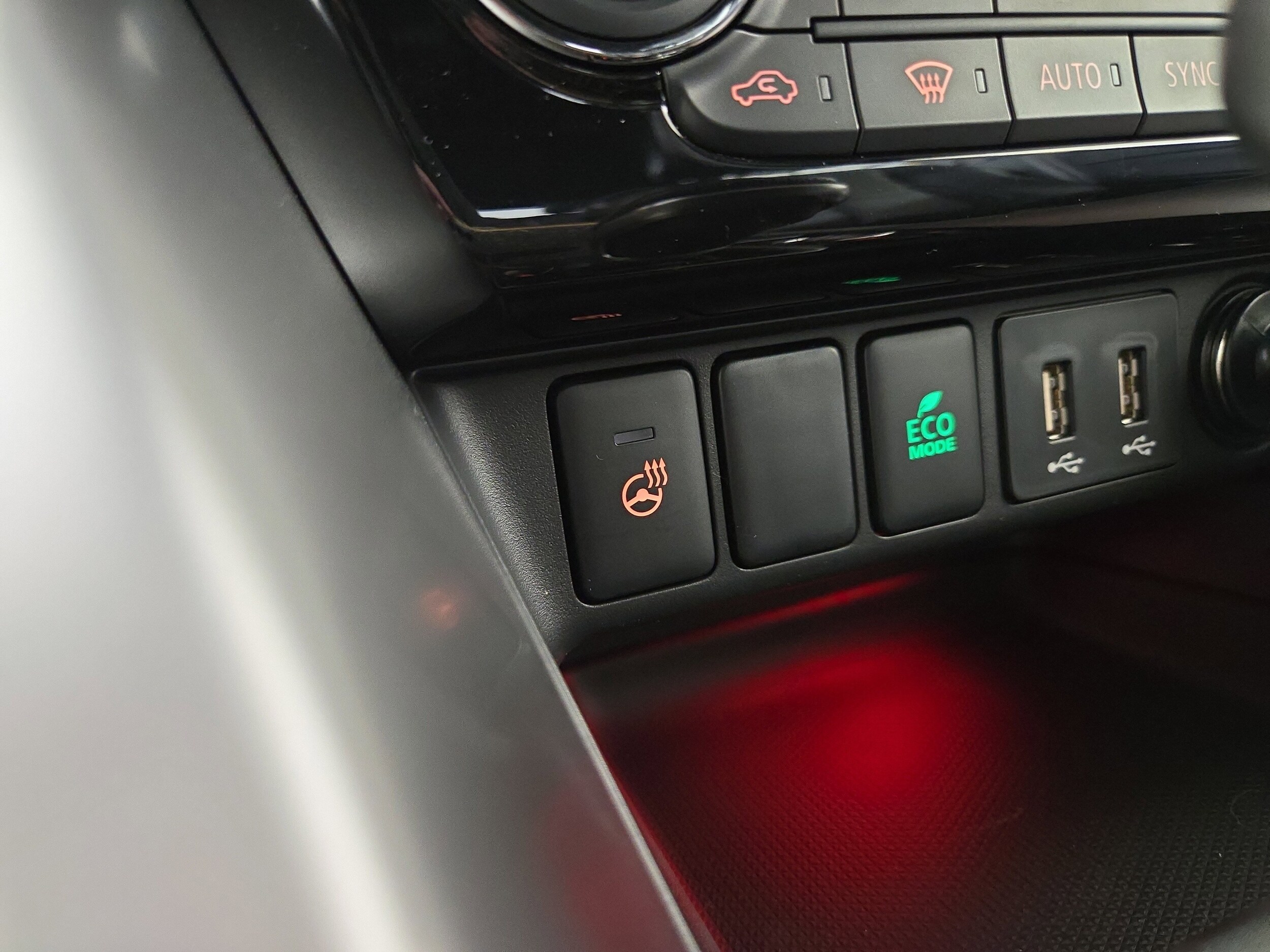 2026 Mitsubishi Eclipse Cross SEL - Photo 26