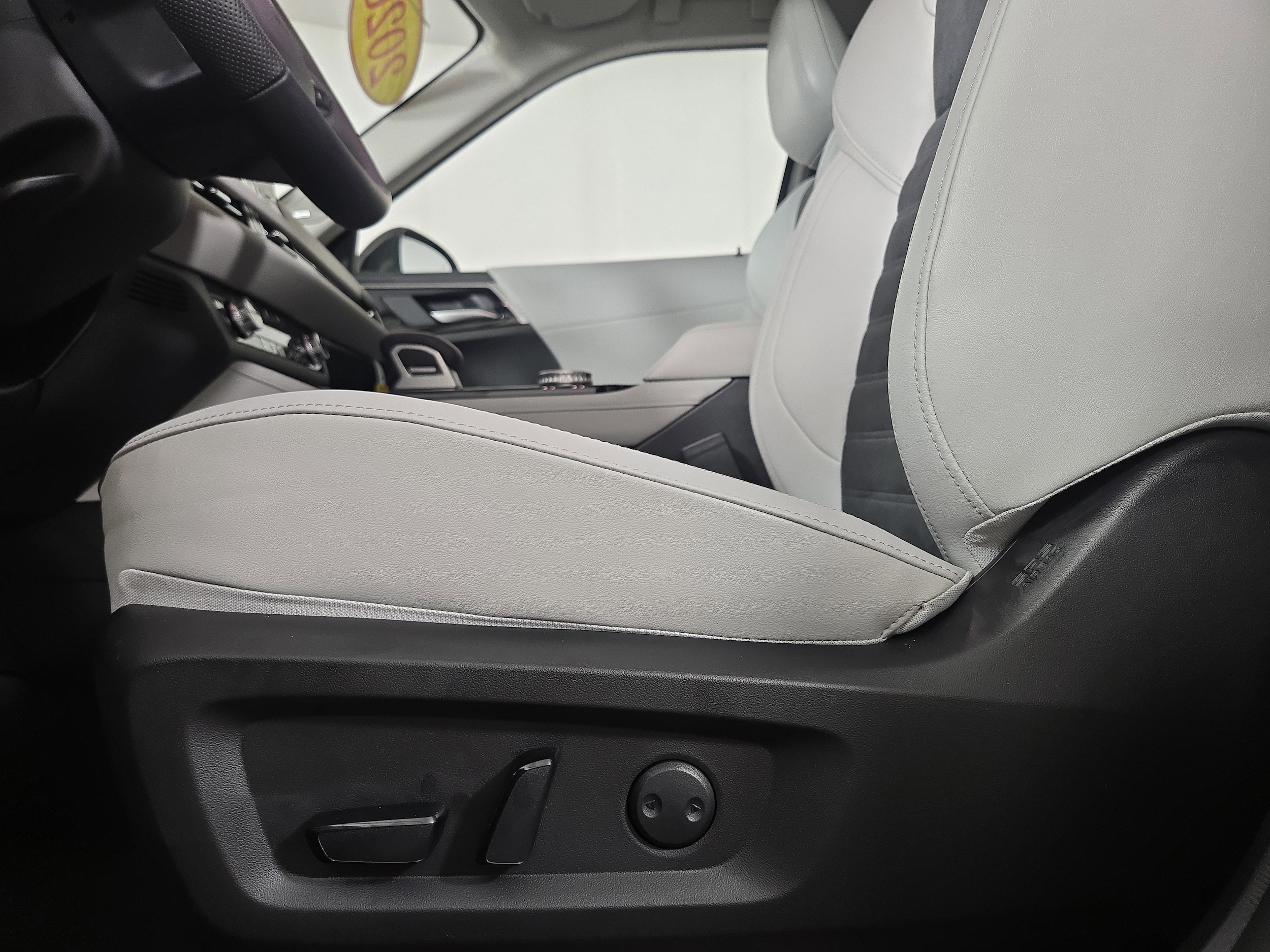 2026 Mitsubishi Outlander SE - Photo 33