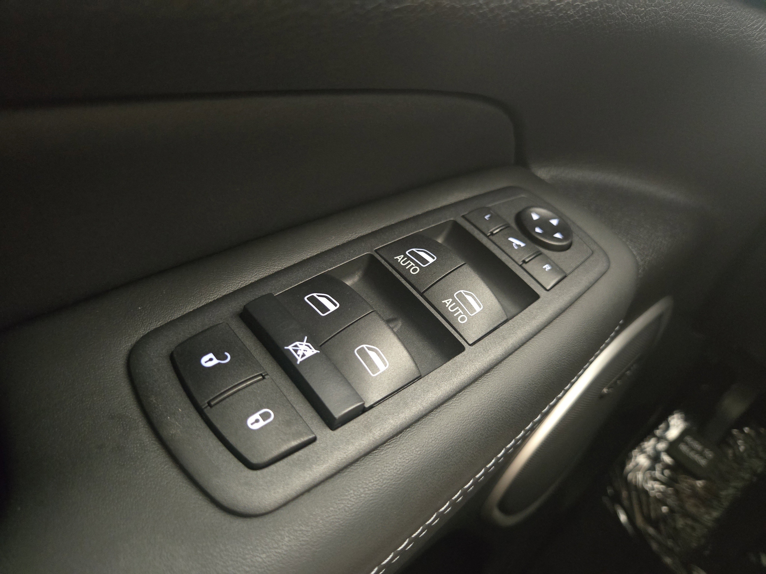 2021 Jeep Grand Cherokee Summit - Photo 23