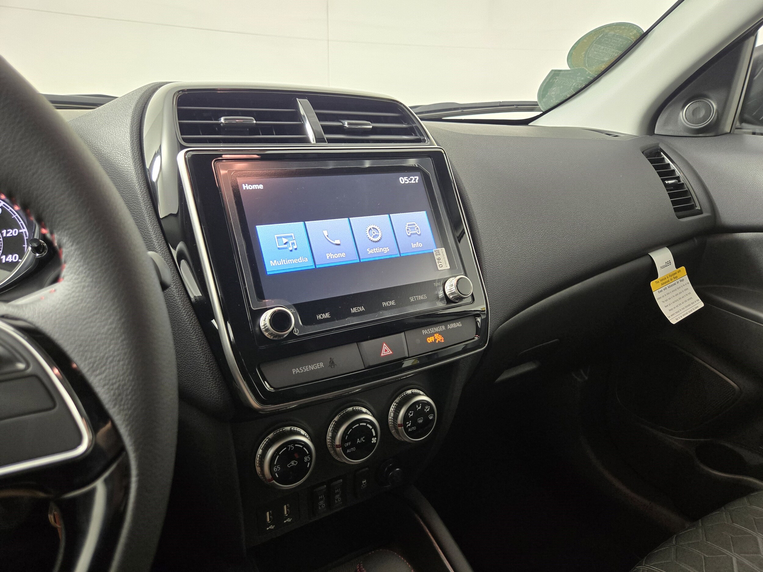 2025 Mitsubishi Outlander Sport LE - Photo 22