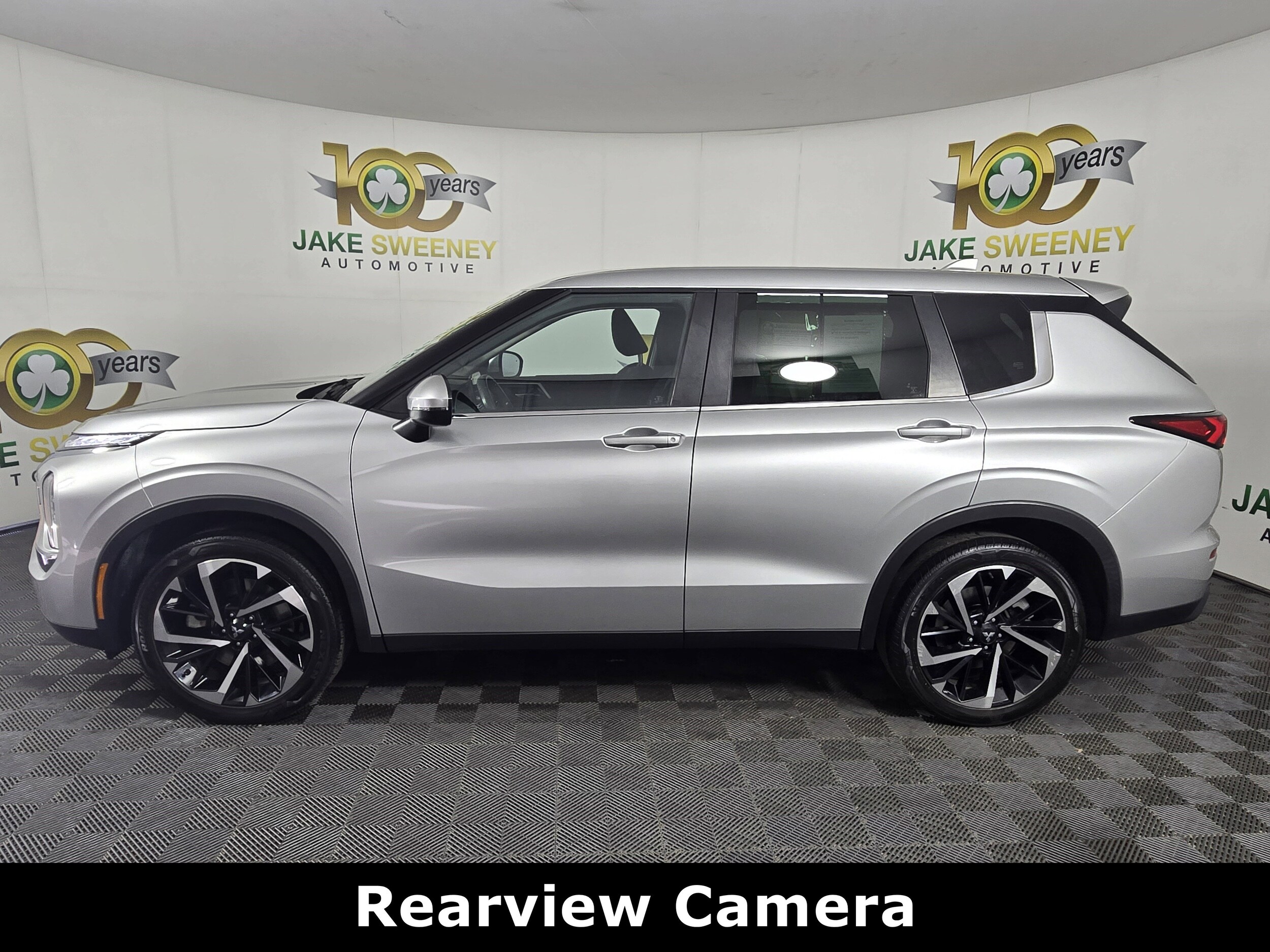 2022 Mitsubishi Outlander ES photo 4