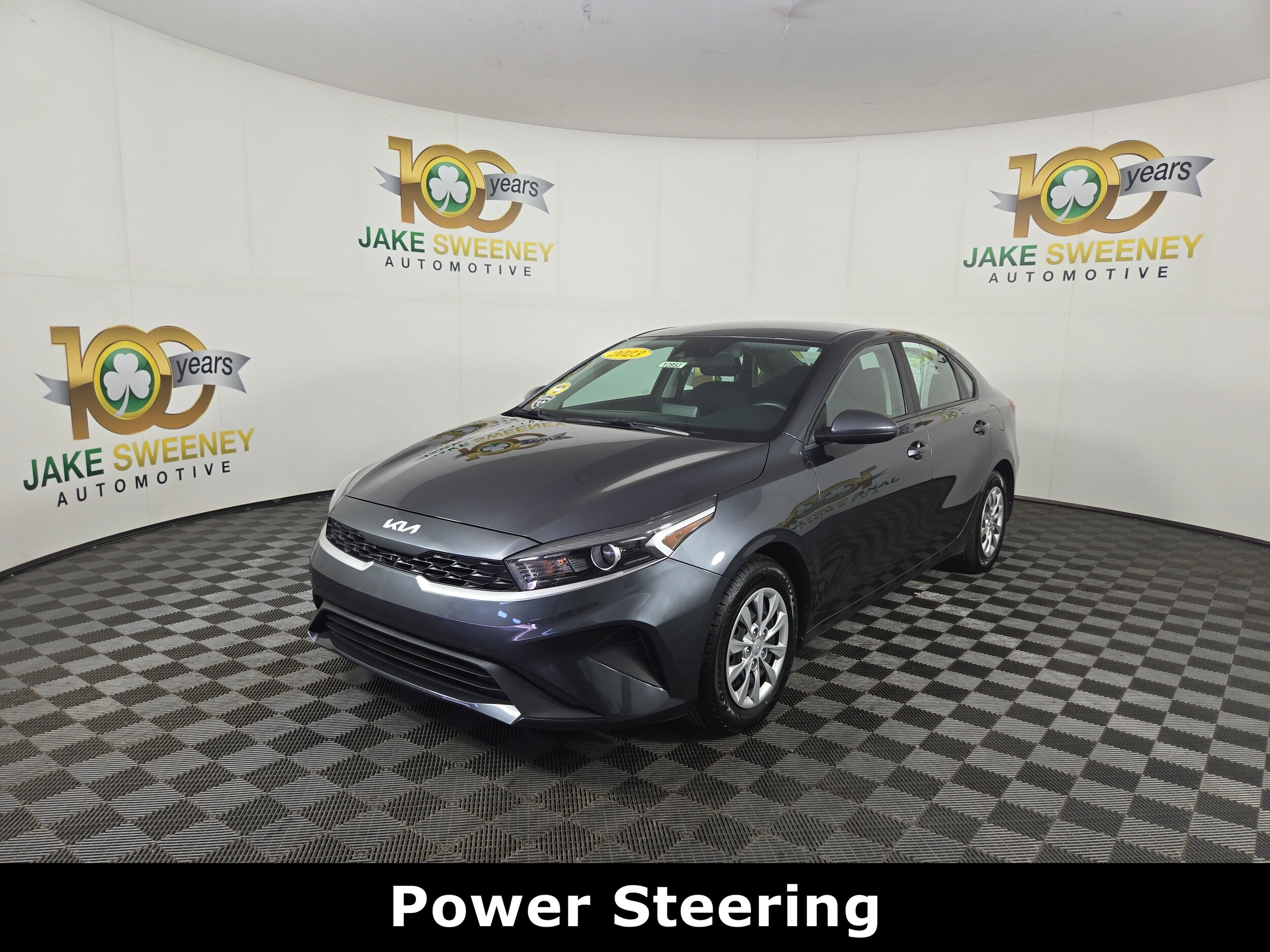 2023 Kia Forte LX photo 2