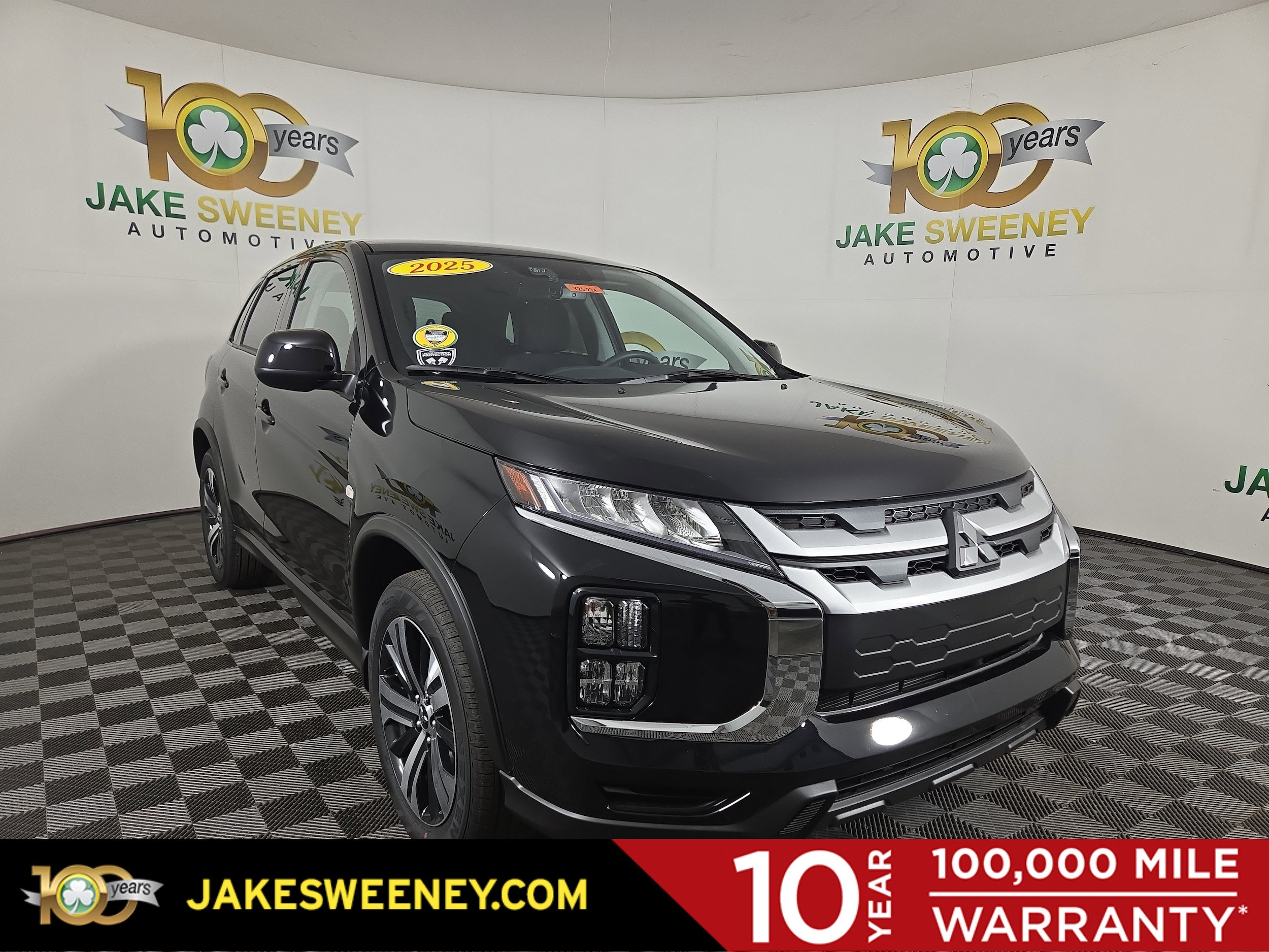 2025 Mitsubishi Outlander Sport ES's photo