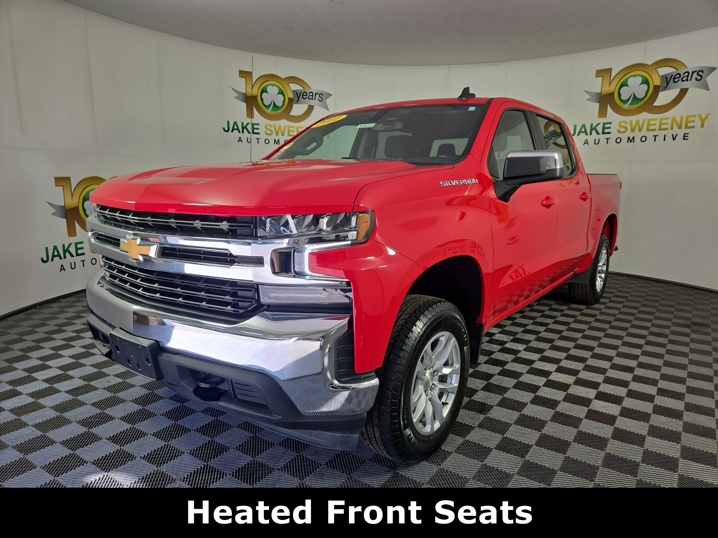 2022 Chevrolet Silverado 1500 LT photo 3