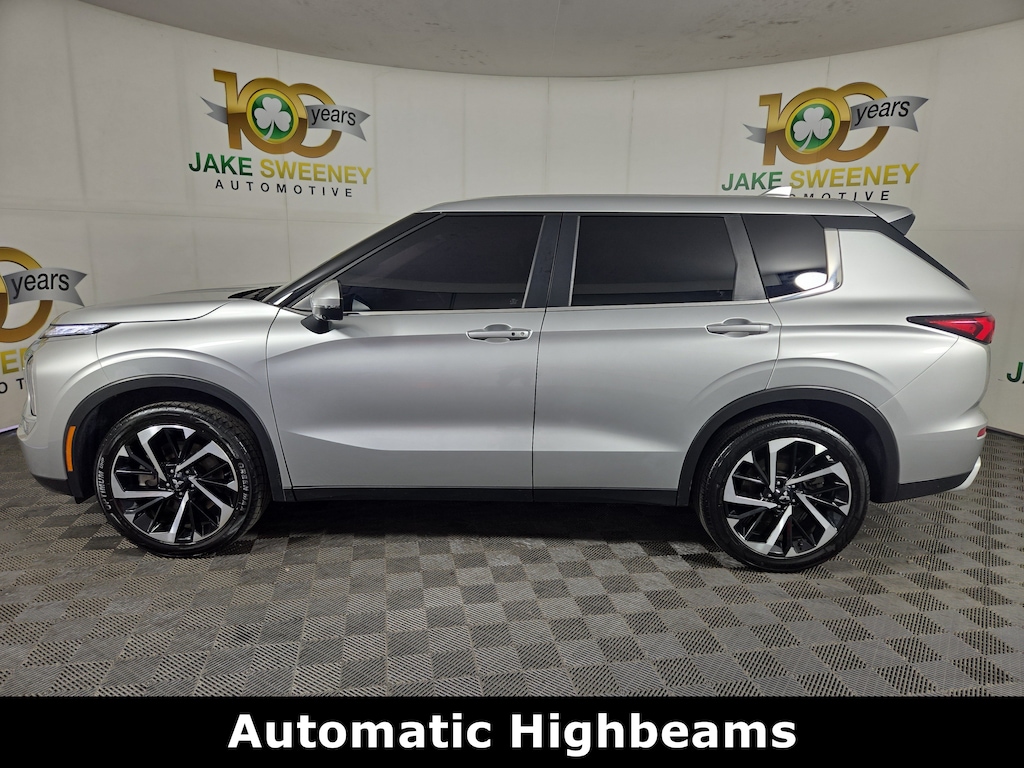 Used 2024 Mitsubishi Outlander SE Black Edition SUV