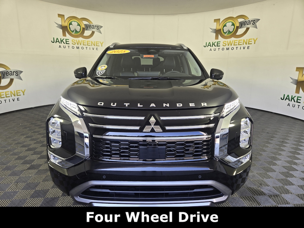 New 2025 Mitsubishi Outlander SEL SUV