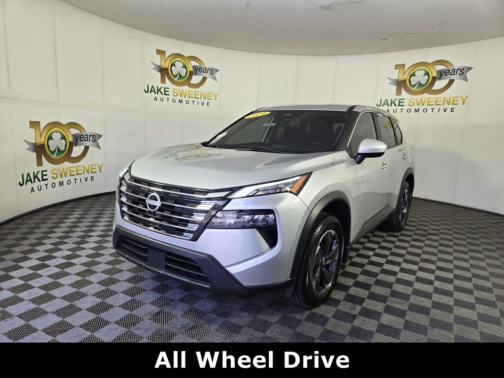 Used 2024 Nissan Rogue SV SUV