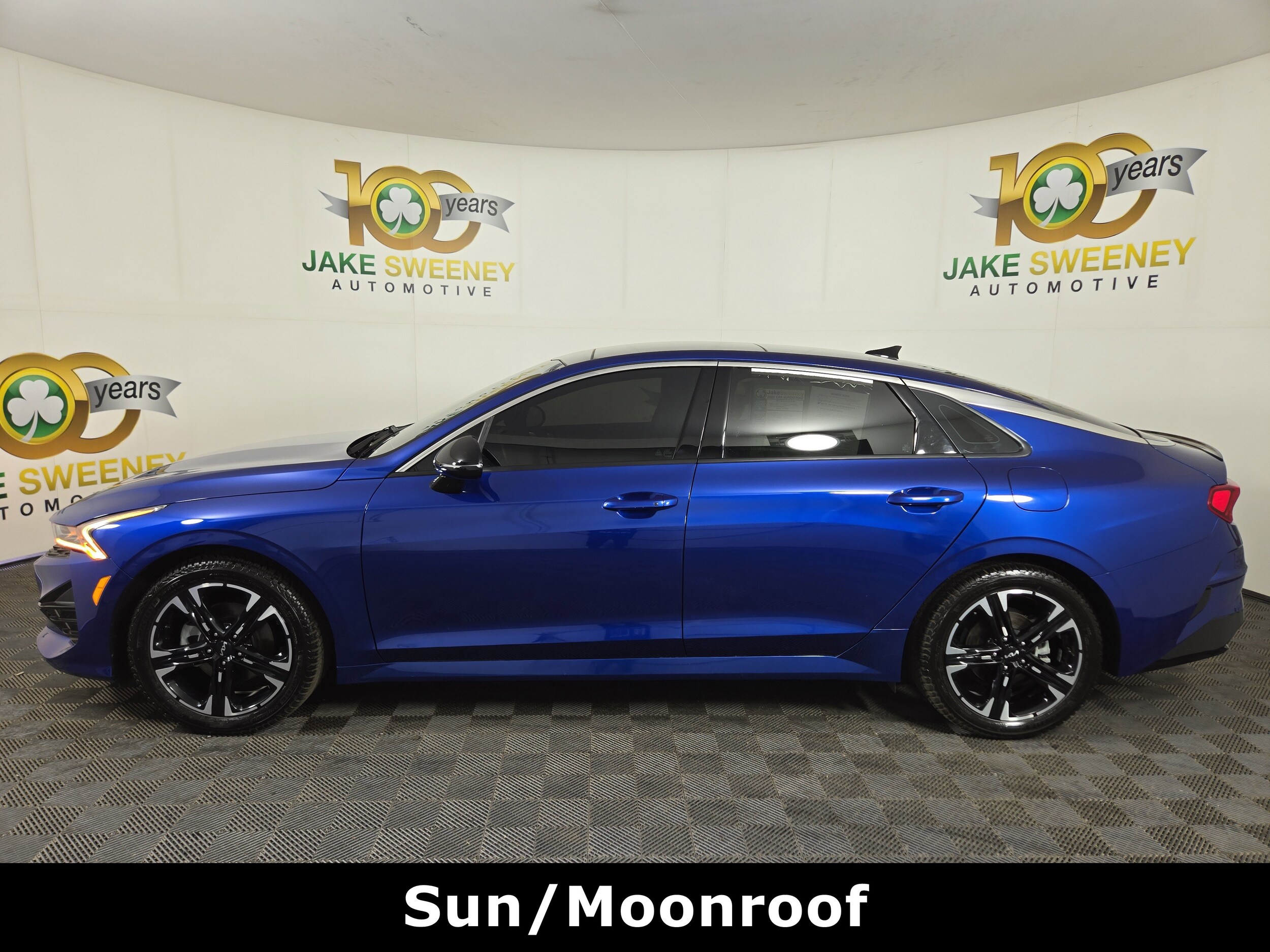 2024 Kia K5 GT-Line photo 4