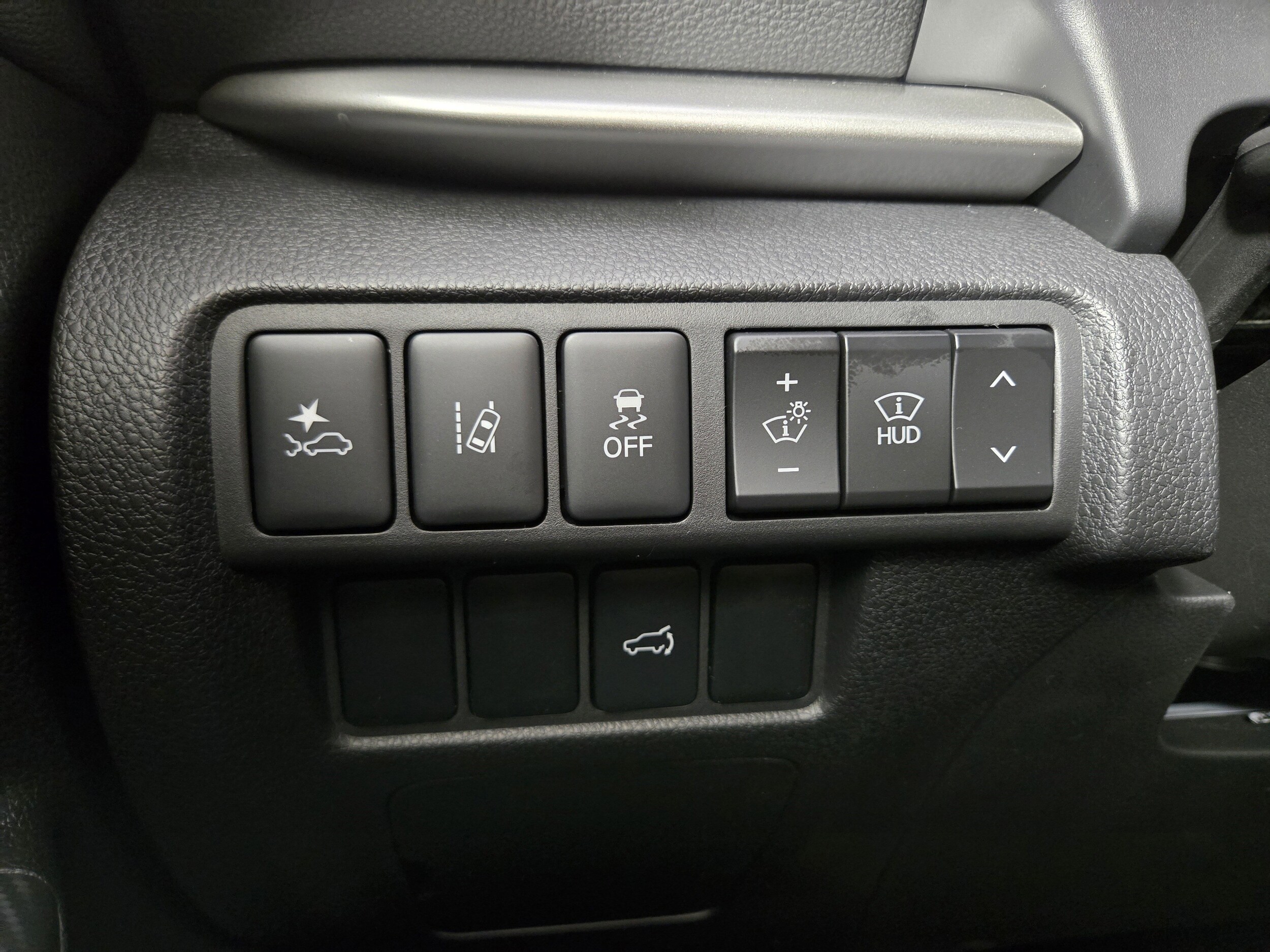 2026 Mitsubishi Eclipse Cross SEL - Photo 26