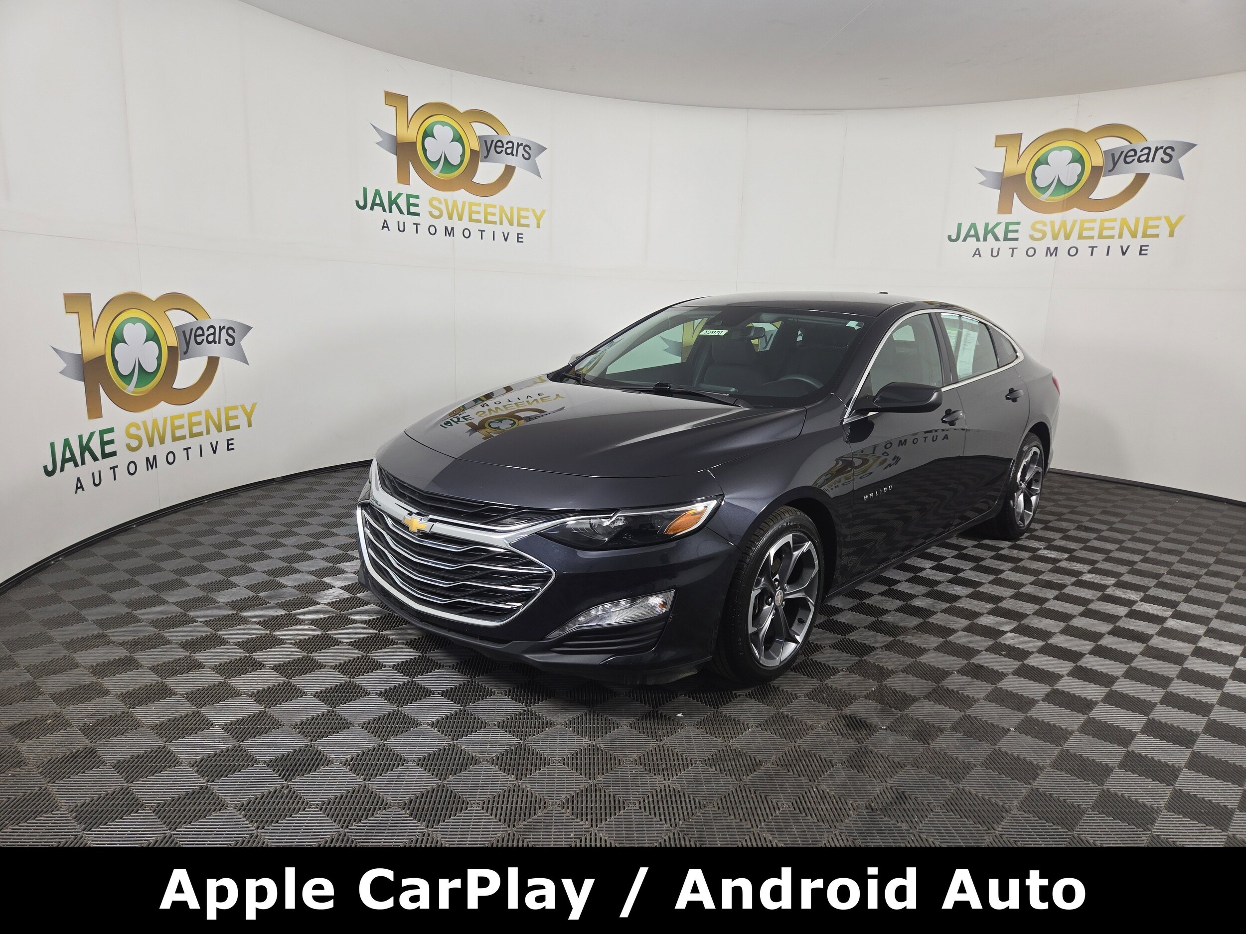 2023 Chevrolet Malibu 1LT photo 2