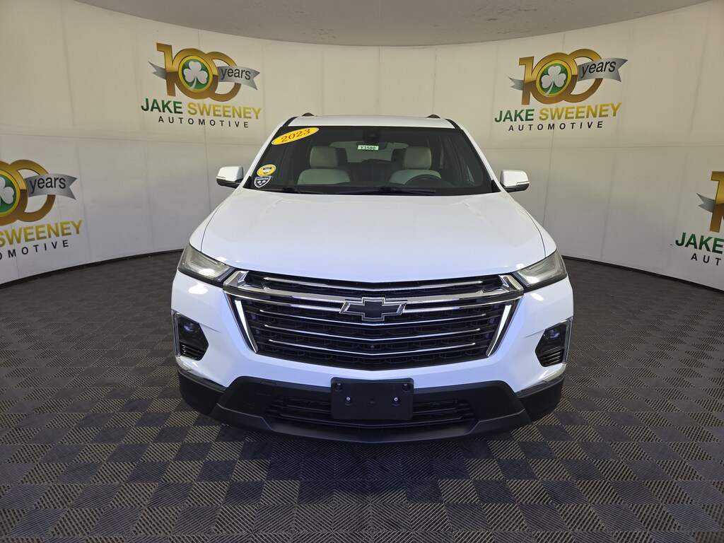 Used 2023 Chevrolet Traverse LT Leather SUV