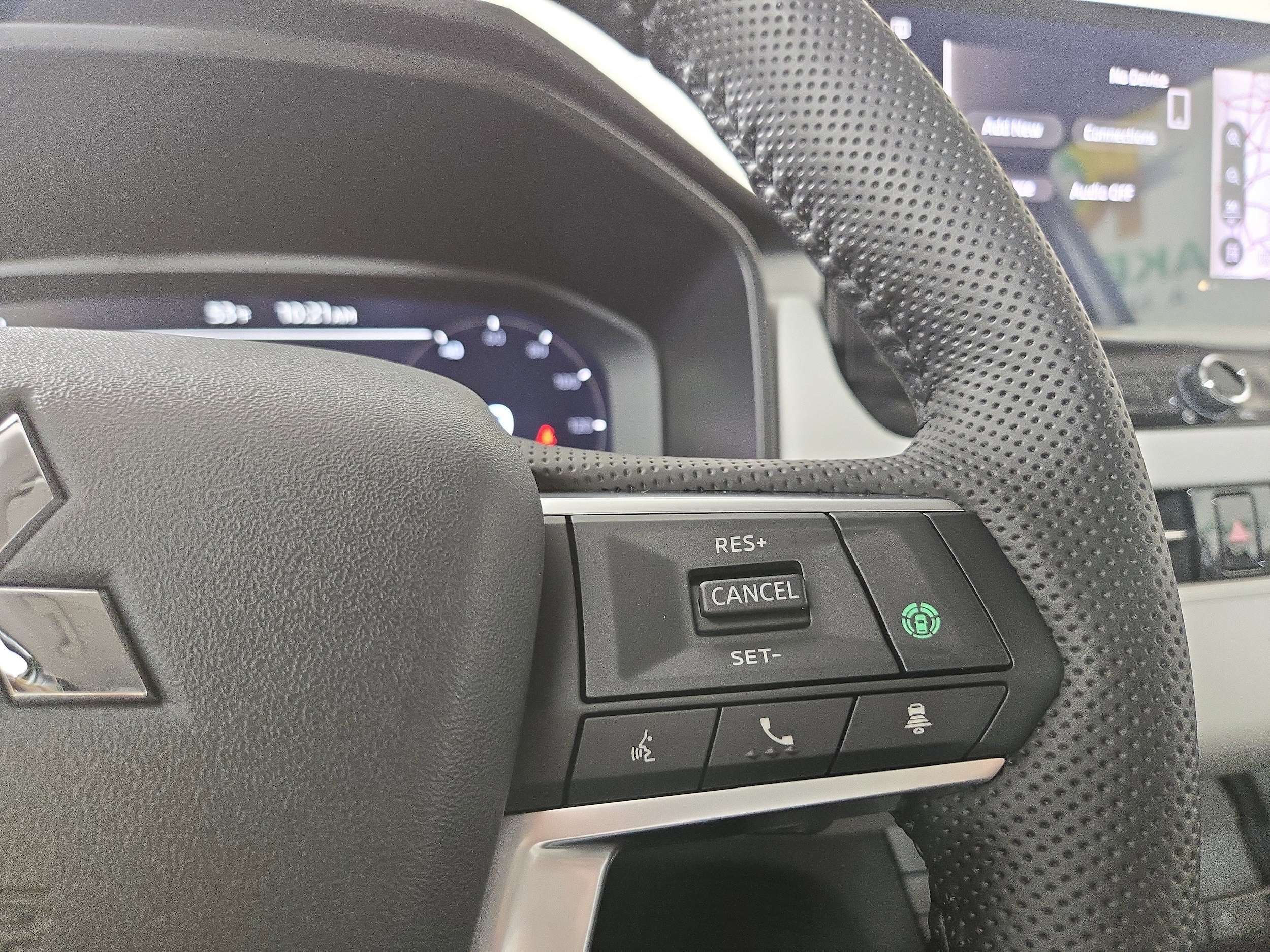 2026 Mitsubishi Outlander SE - Photo 18
