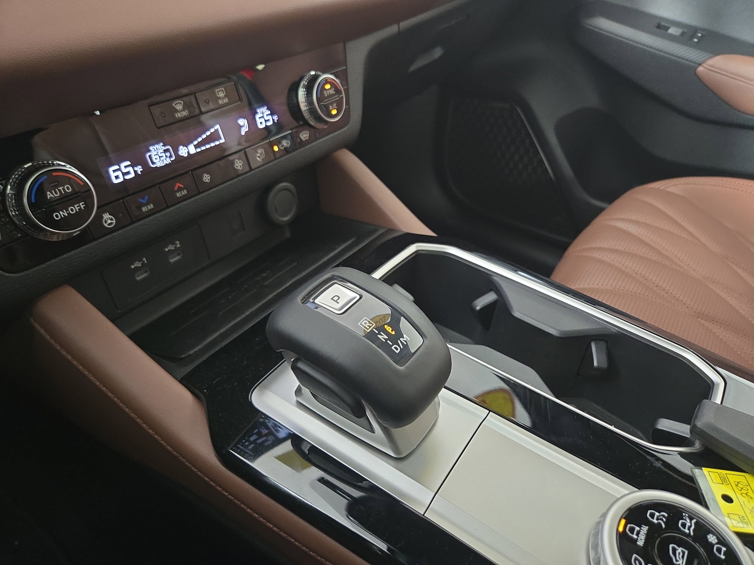 2025 Mitsubishi Outlander SEL - Photo 26